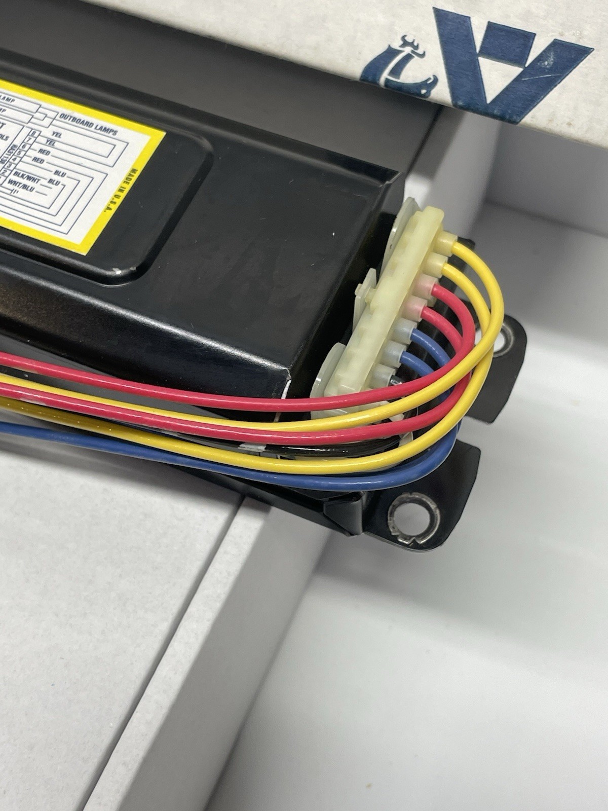 Advance R4S40ATPAC Rapid Start Ballast 120V 60Hz R-4S40-A-TP-AC