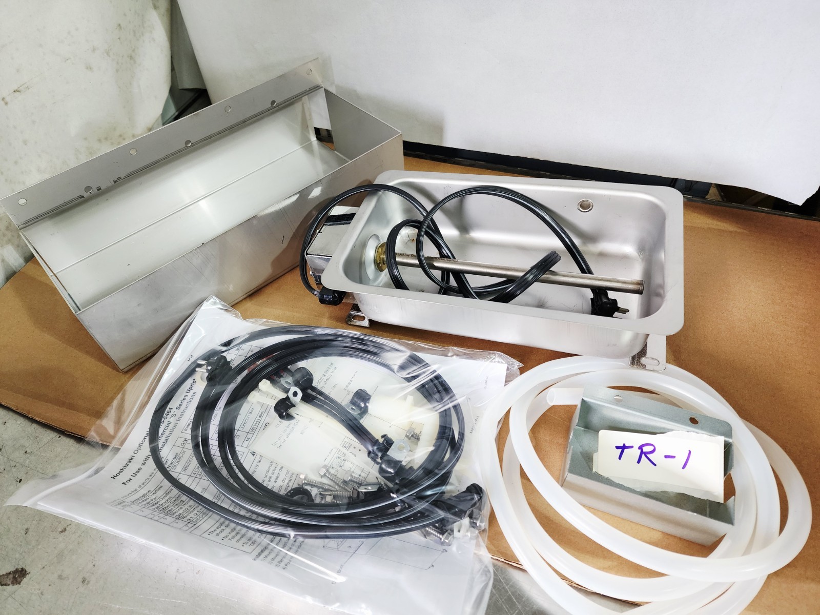 Evapoway PTC04T-1 Anti-Condensate Pan 120V, 400 Watt HS-5464 Hoshizaki 3b0185-01
