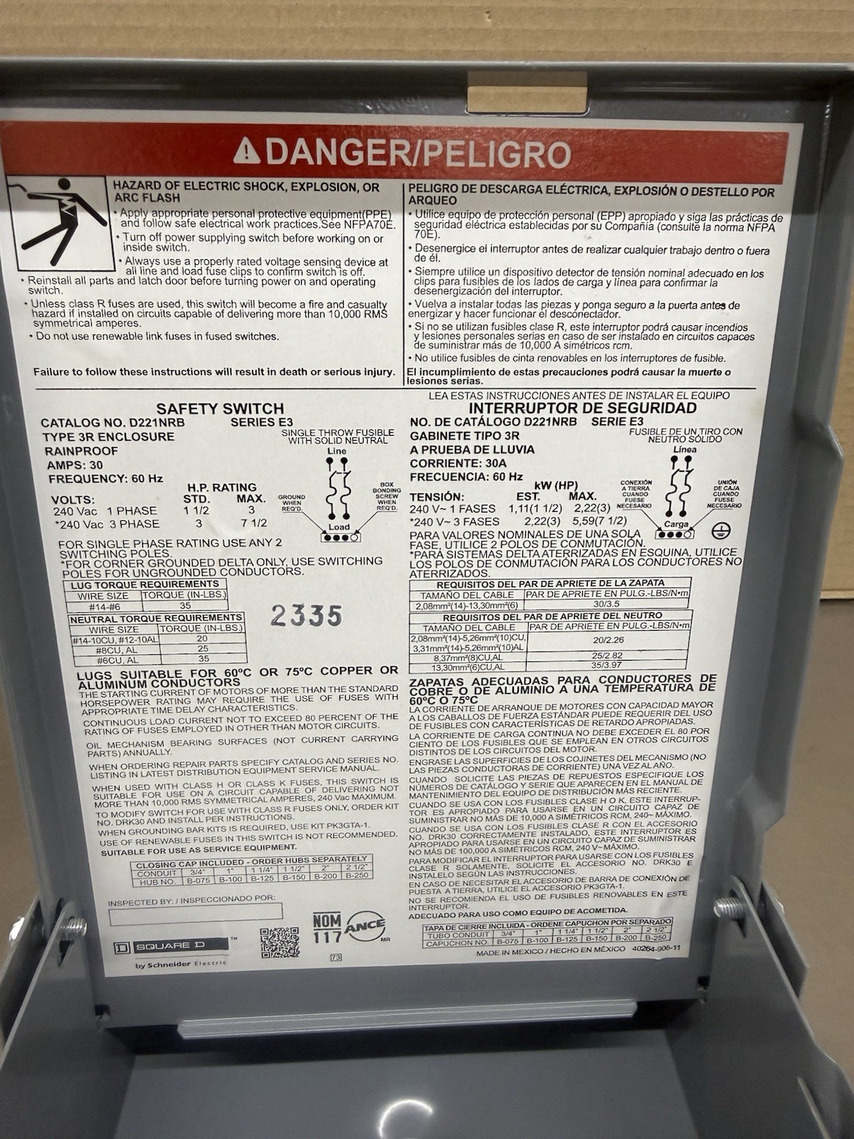 Square D D221NRB Fusible Safety Switch Disconnect 30A 240V Rainproof New
