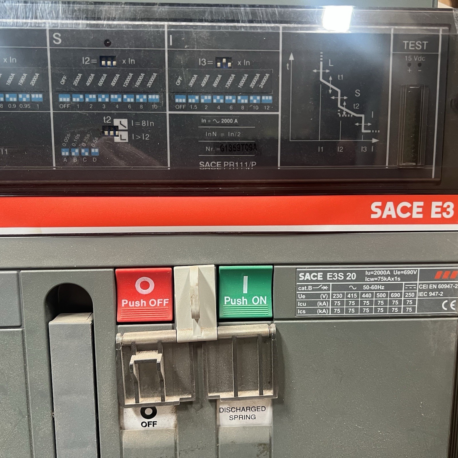 ABB SACE E3S 20 2000A Air Circuit Breaker ACB PR111/P Trip Unit Drawout 75kA