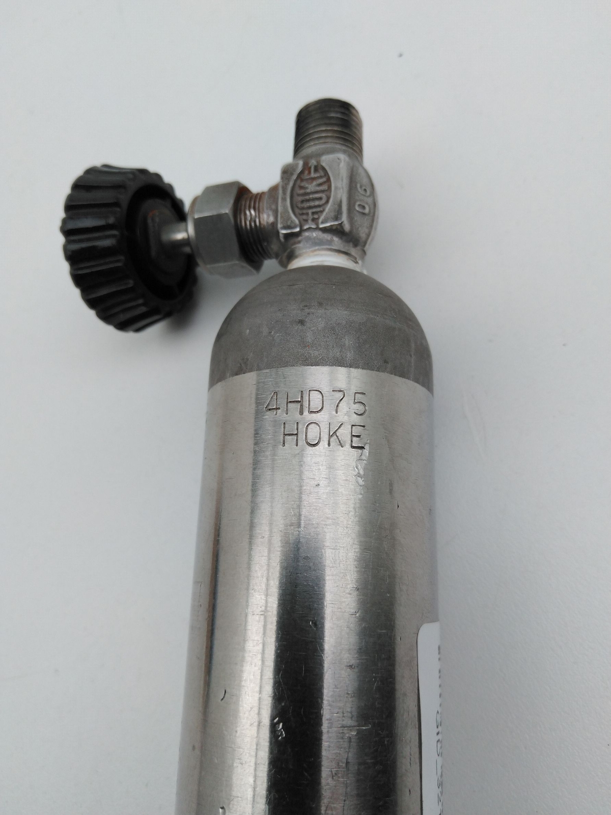 Hoke 4HD75 Double Ended Sample Cylinder, 75ml, SS, 1/4″, 1800Psi w/ Valves