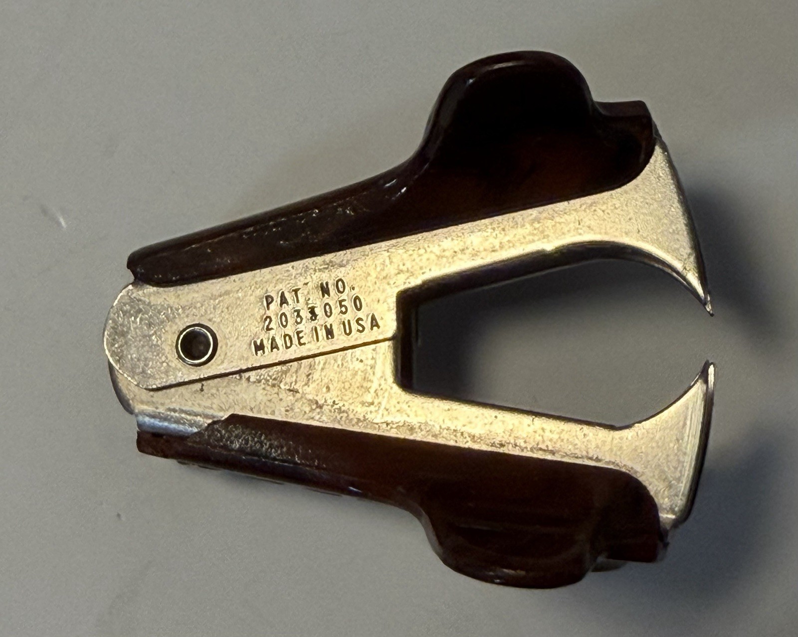 4 Vintage Staple Remover Lot ACE Swingline March Black Light Dark Brown Maroon