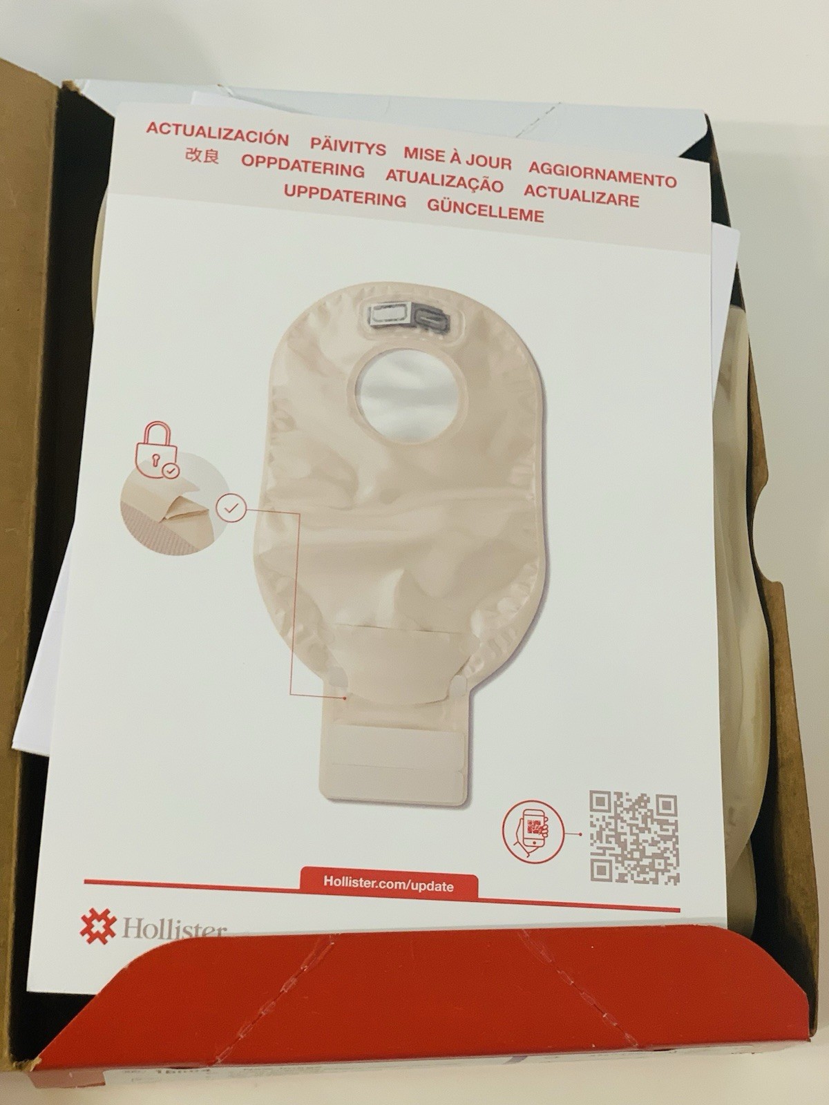 Hollister 18004 New Image 2-Pc Ostomy Pouches 2-3/4″ 1BX/10EA Exp2030/10 FRESH