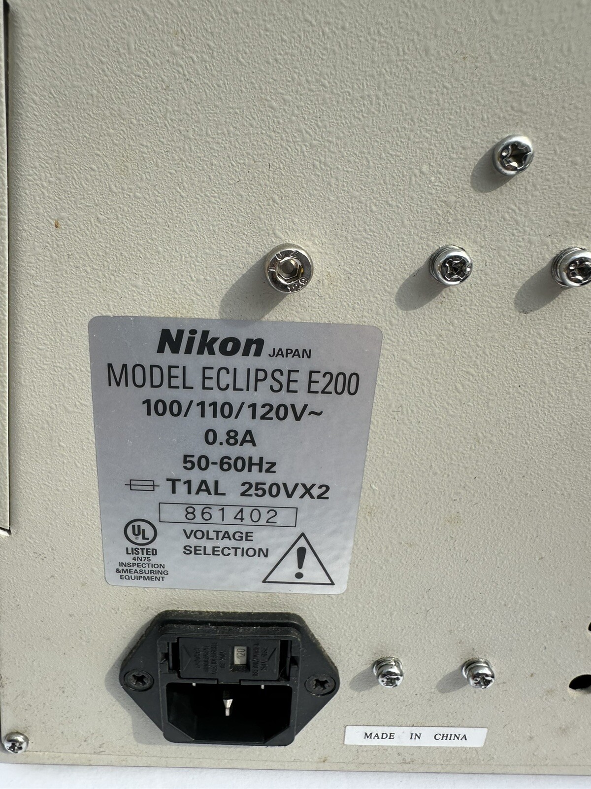 Nikon Eclipse E200 Trinocular Microscope With Camera And Monitor 4X 10X/40X/100X