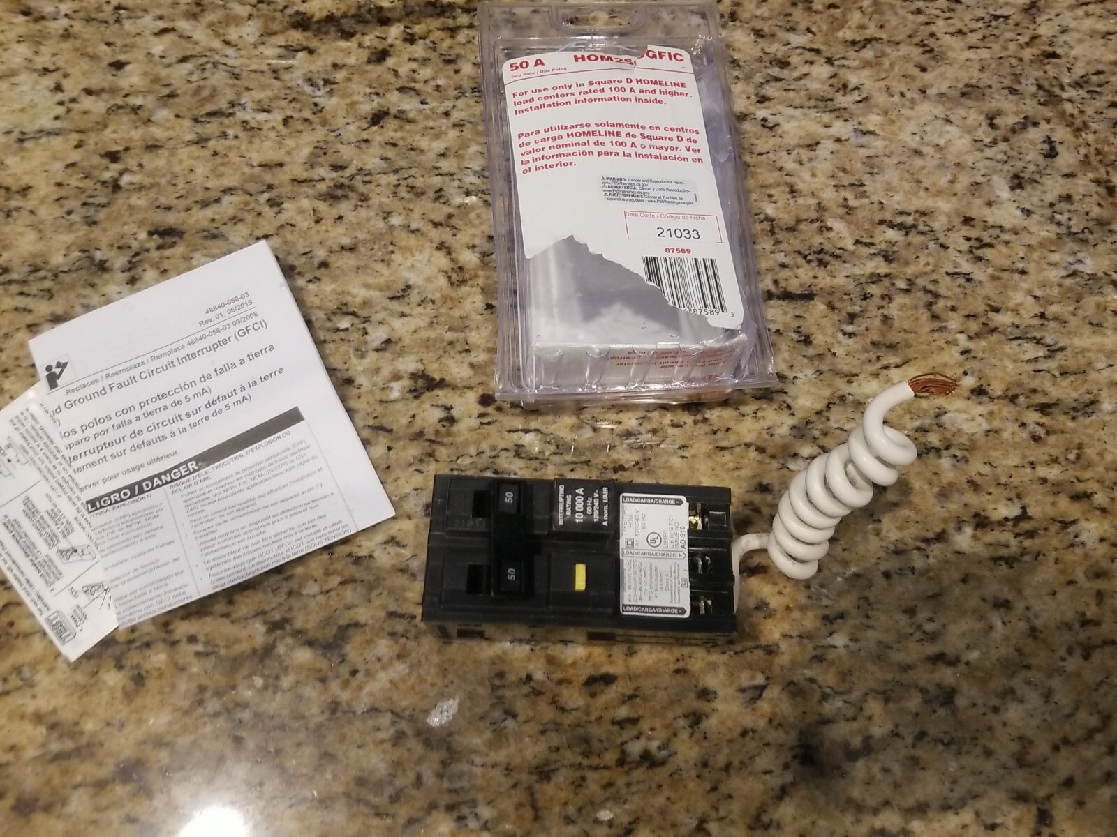 Square D Homeline HOM250GFIC 50A Two Pole Circuit Breaker & GFIC *OPEN-BOX/NEW*