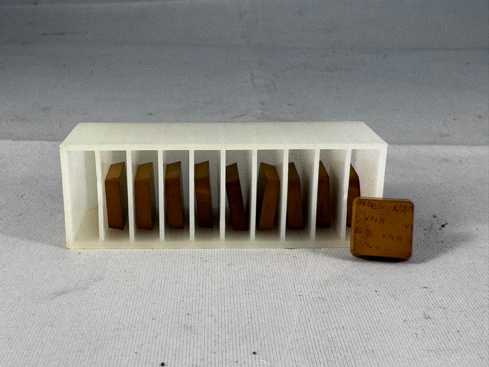 NEW SURPLUS 10PCS. VALENITE SPG 424 GRADE: VN8 TiN CARBIDE INSERTS