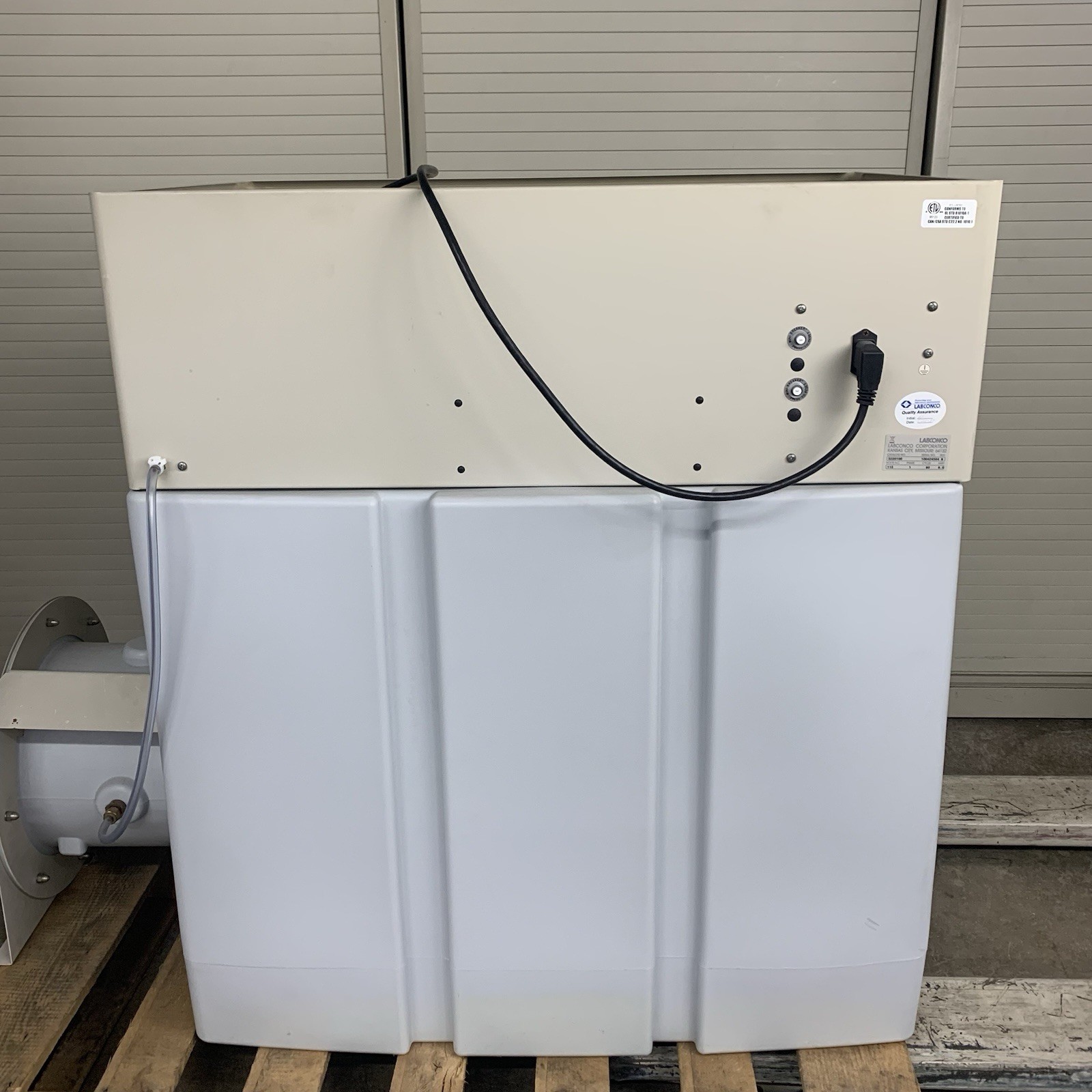 Labconco Controlled Atmosphere Glove Box 5220100 No Controller Broken Gloves