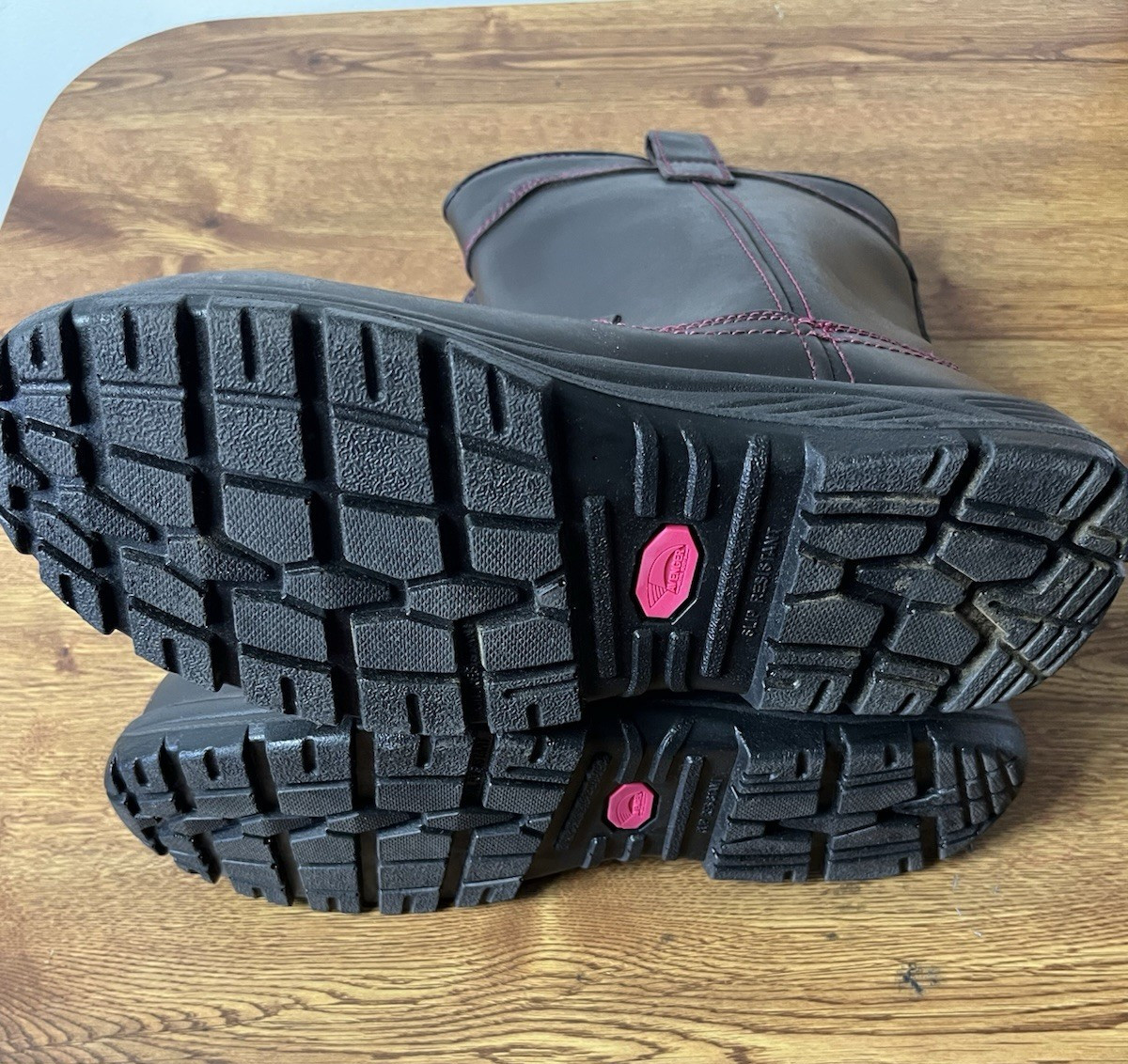 Avenger Safety Footwear Women’s Avenger 7146 Comp Toe Wp Pull On Eh Work Boot