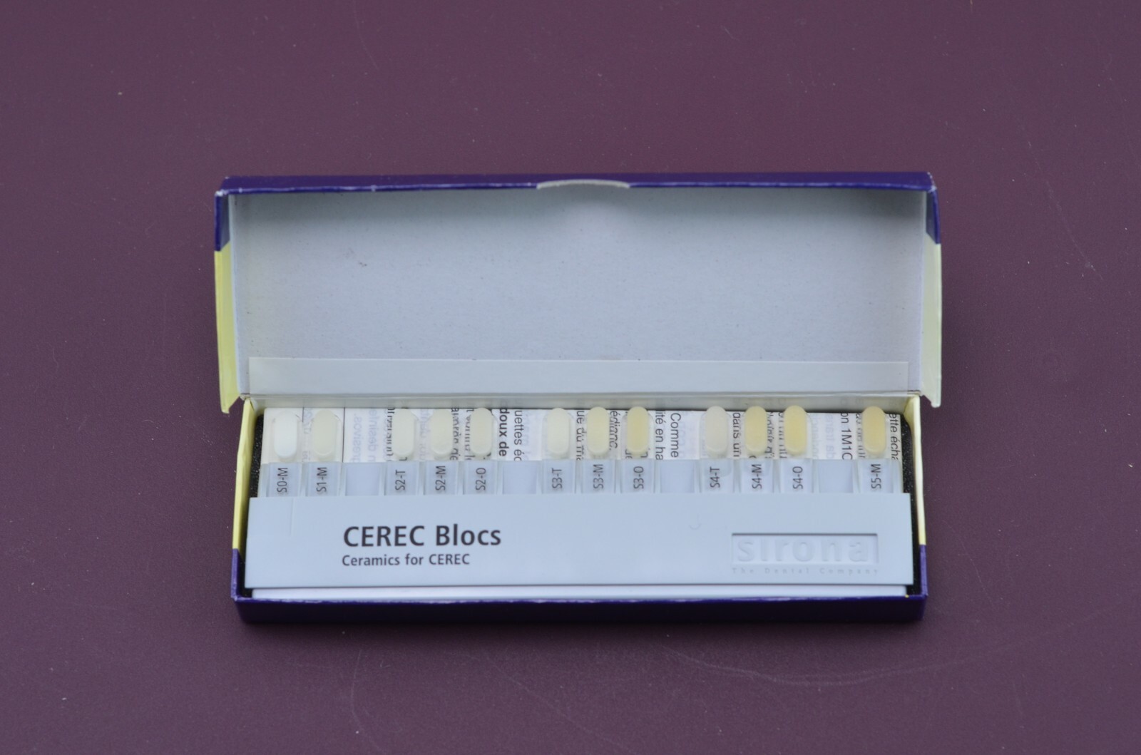 SIRONA CEREC BLOCS CERAMICS SHADE GUIDE NEW IN BOX 6038520