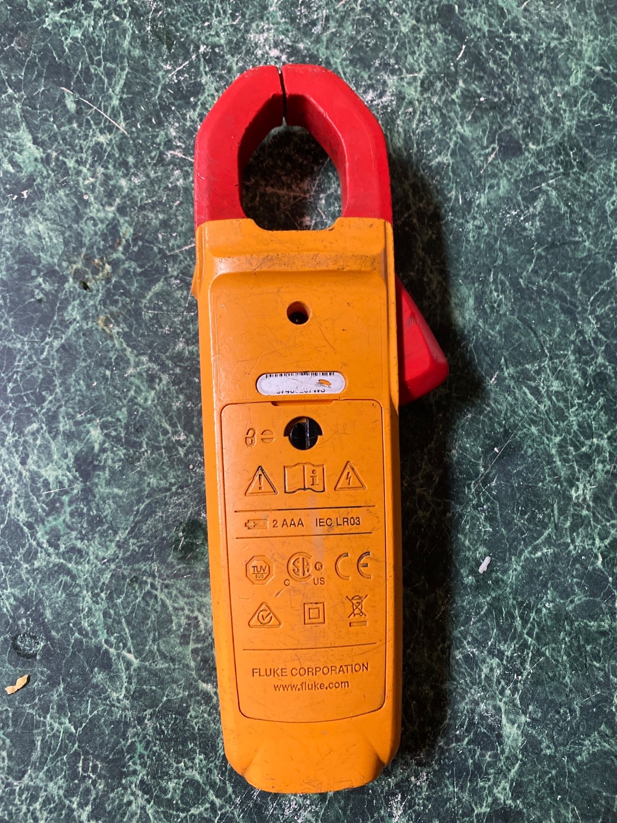 FLUKE 323 TRUE RMS CLAMP METER TESTED