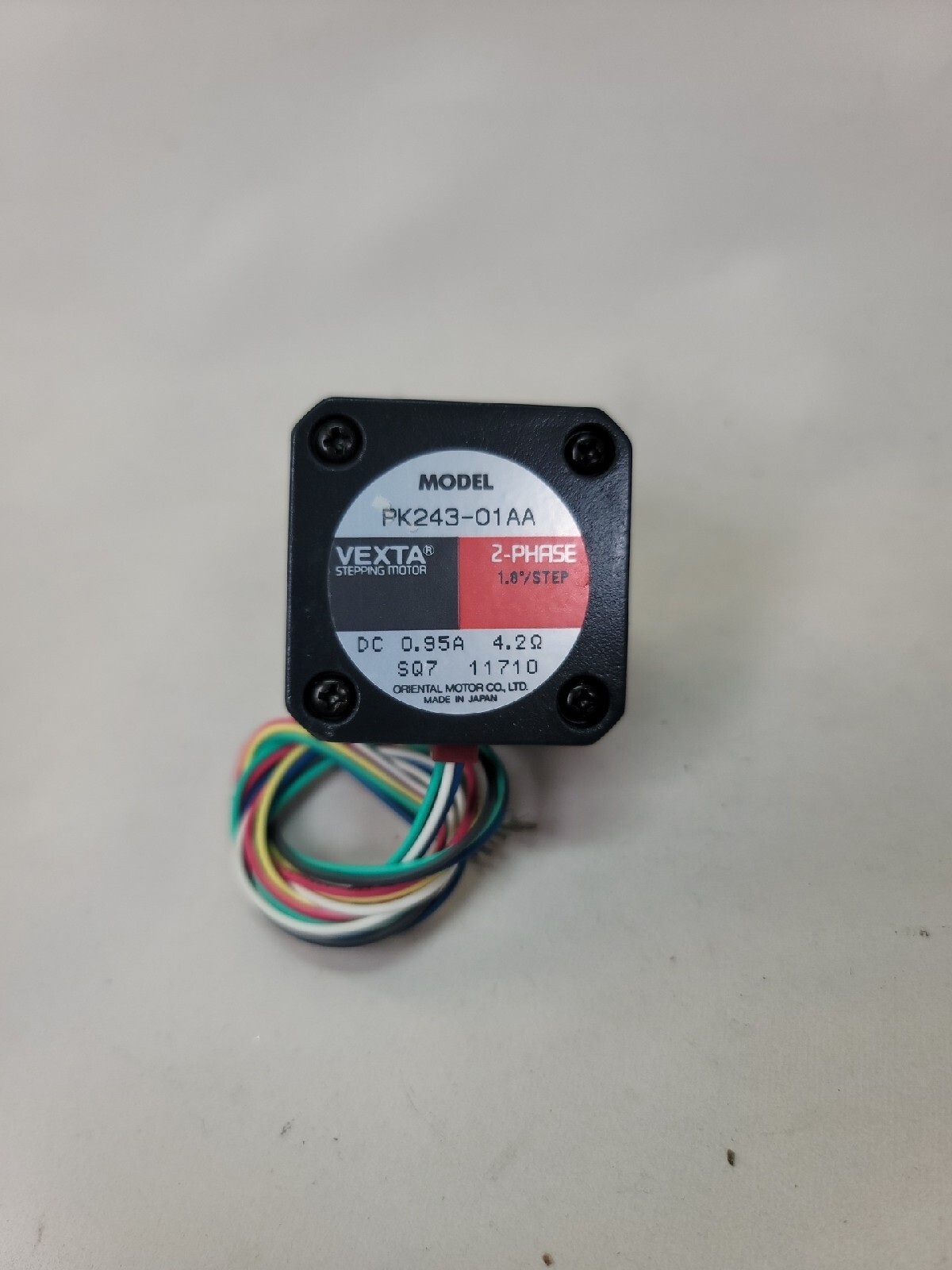 VEXTA ORIENTAL MOTOR PK243-01AA 2-PHASE STEPPER 1.8° STEP DC 0.95A STEPPING