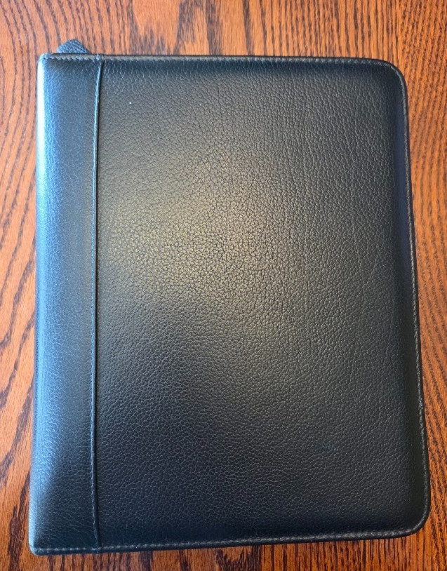 Franklin Covey Franklin Quest Black Leather Zipper Binder 7-Ring Organizer
