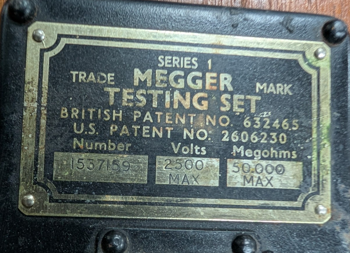 🤪 MEGGER INSULATION RESISTANCE TESTING KIT 2500V 50,000 MΩ 1537159