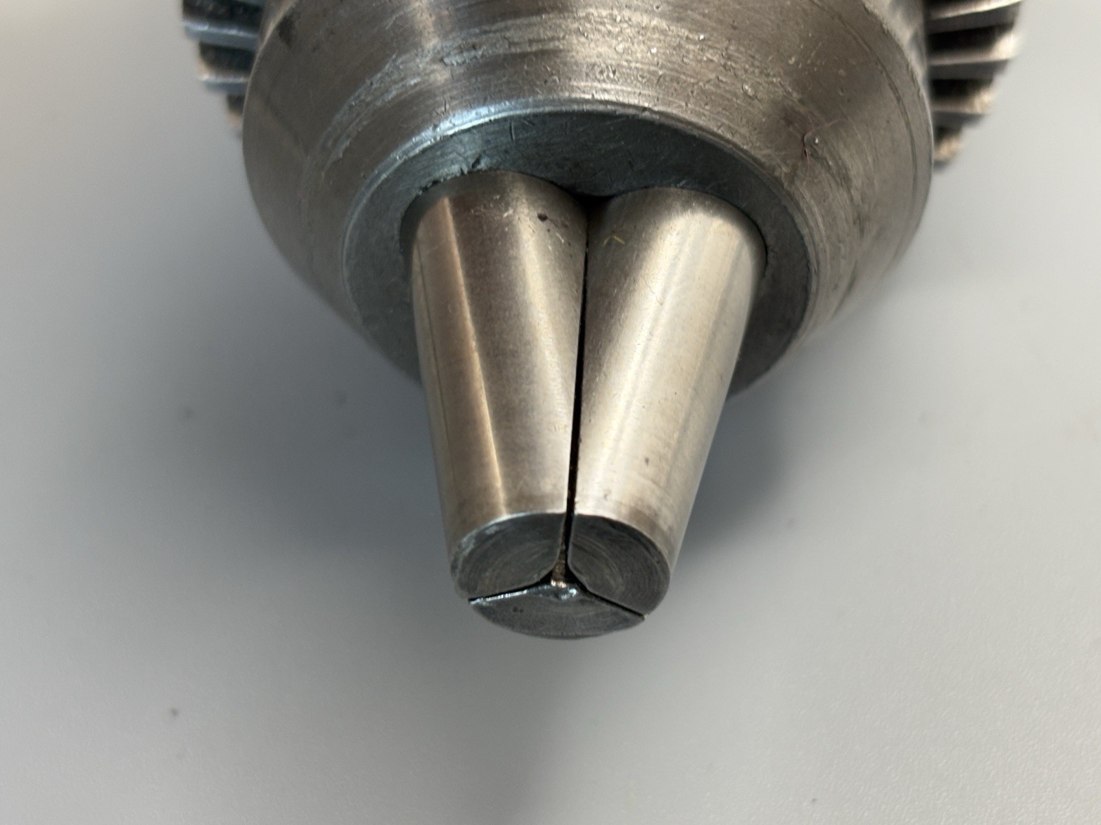 Jacobs 14N Ball Bearing Super Chuck 0″-1/2″ Capacity with Bridgeport R8 Shank