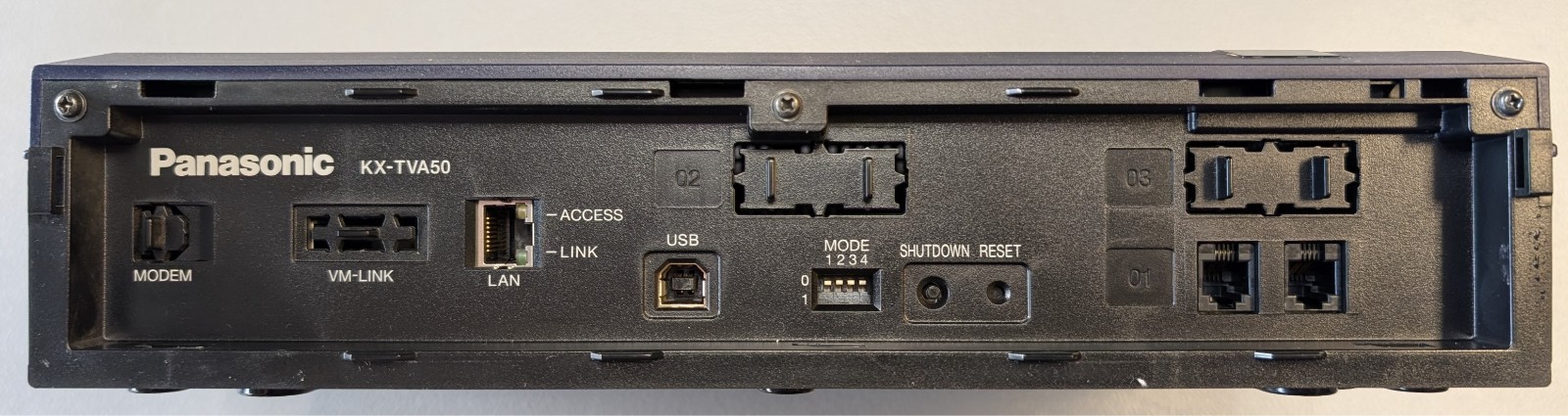 Panasonic KX-TDA50 phone system includes KX-TVA50 VM and 10 phones-EXCELLENT
