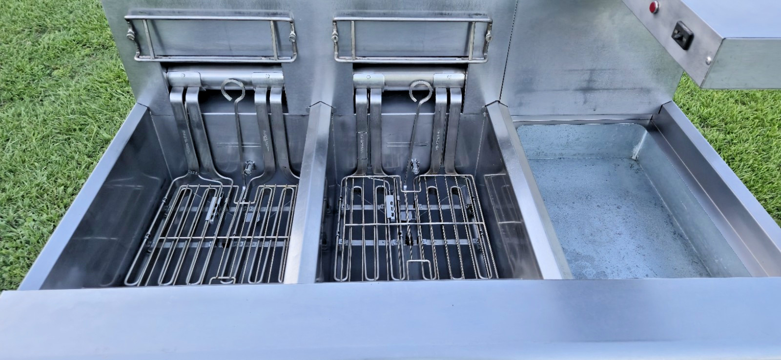 Frymaster Double Electric Fryer Model#: FMRE214SD, 480V 3φ Filtration Xtra Clean