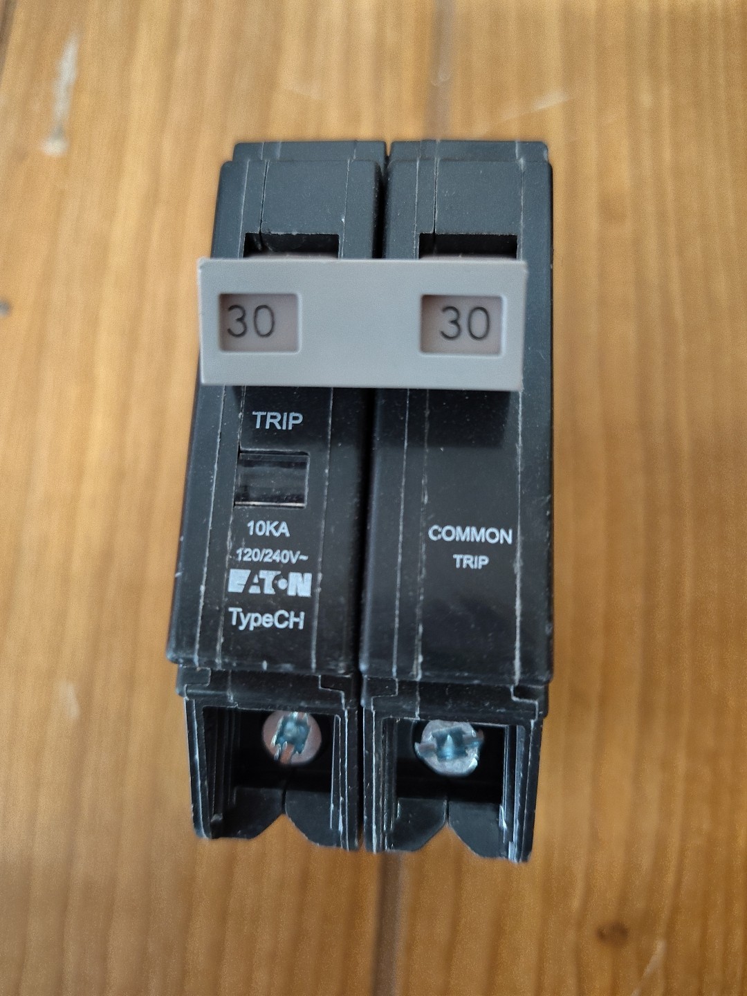 EATON Type CH Two Pole Circuit Breaker Common Trip