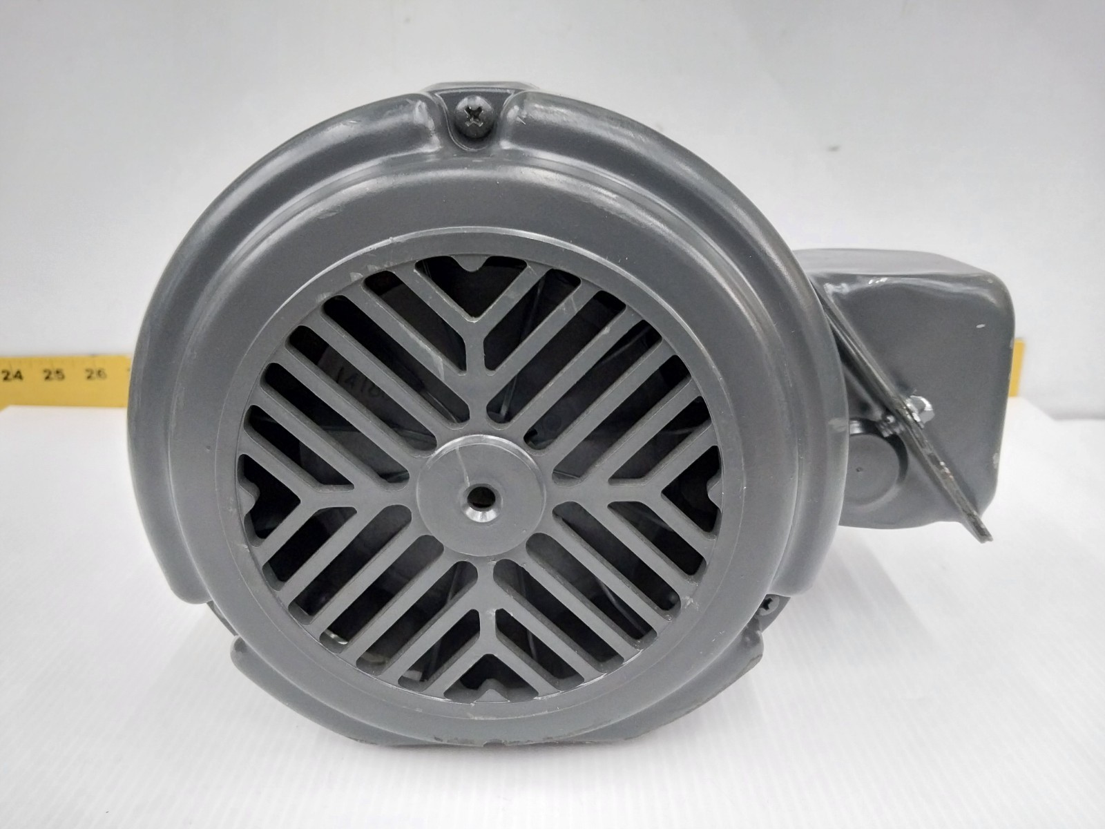 New Dayton 2 HP AC Electric Motor 143/5T Frame 1750 RPM 230/460 VAC 2NKY3A