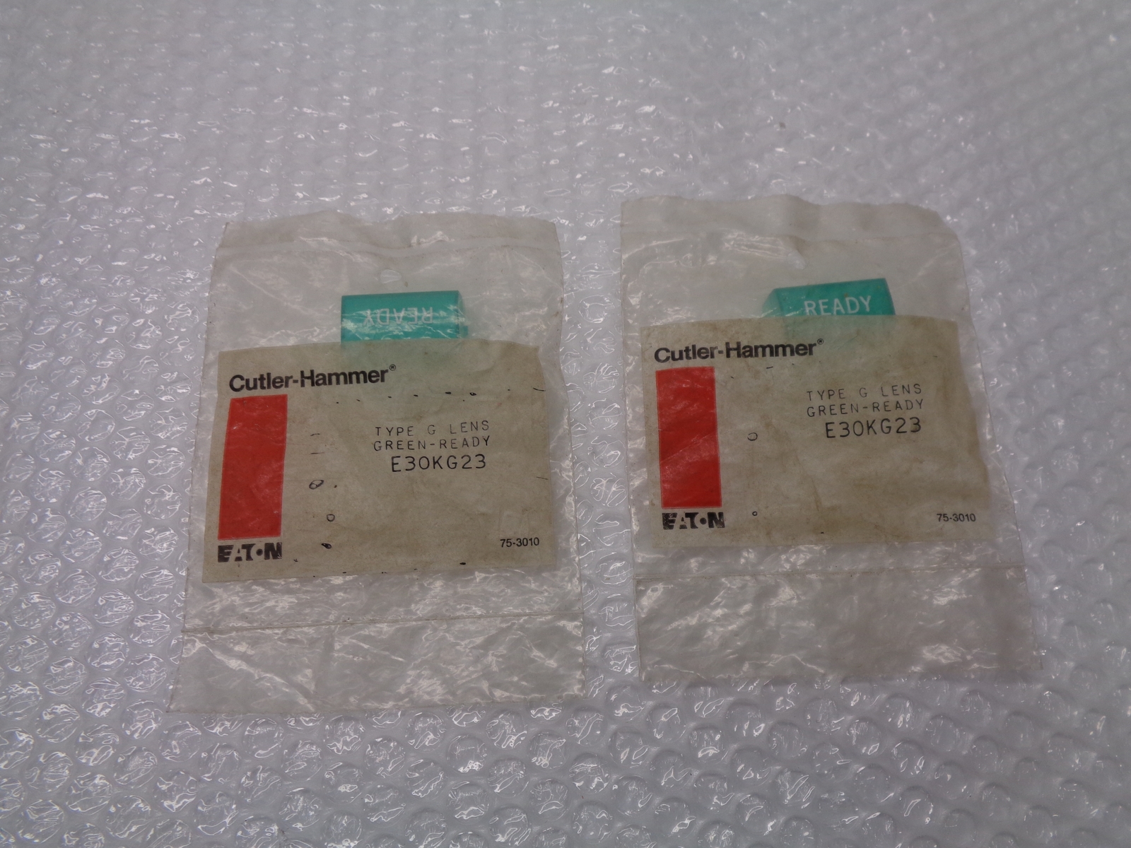 CUTLER HAMMER E30KG23 TYPE G LENS GREEN LOT OF 2 NSMP
