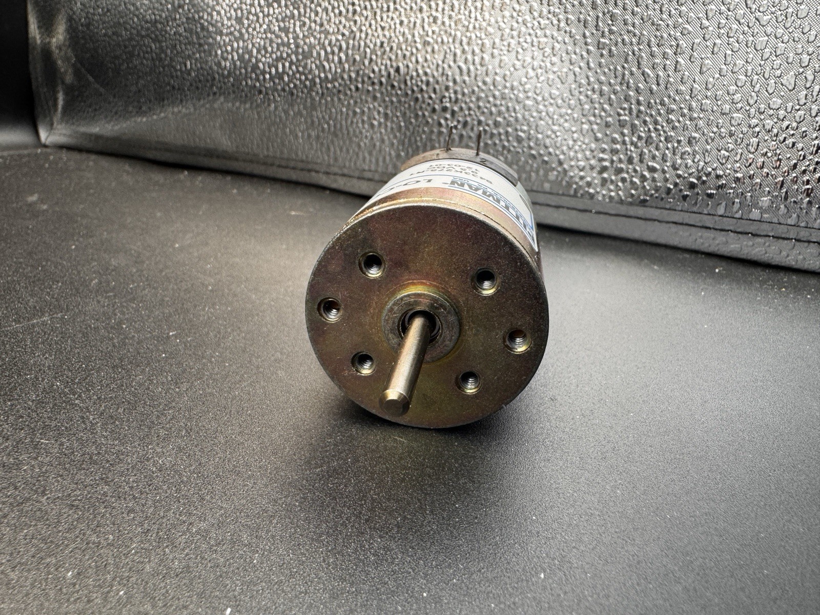 PITTMAN 9433K275-R1 MOTOR DUAL SHAFT 9.5 VDC 12-03-01 NEW