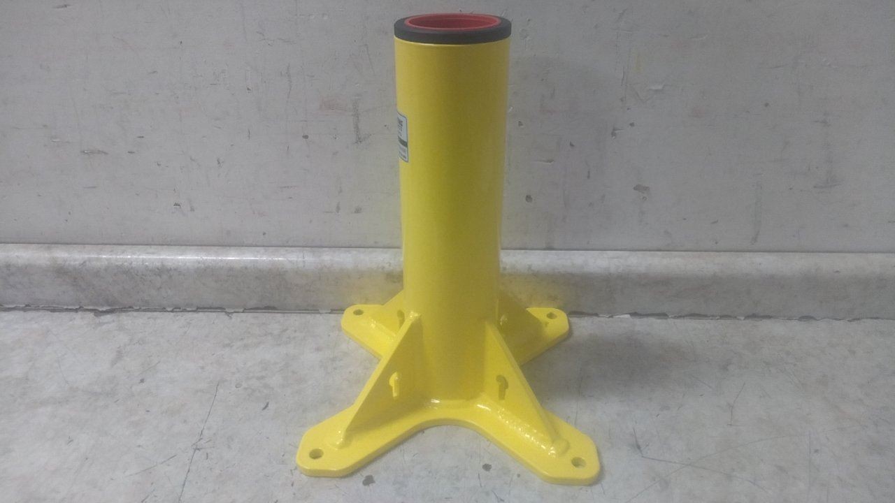 Oz Lifting Products OZPED2 3.05 In Mast Diameter 1000 Lb Cap Steel Mounting Base