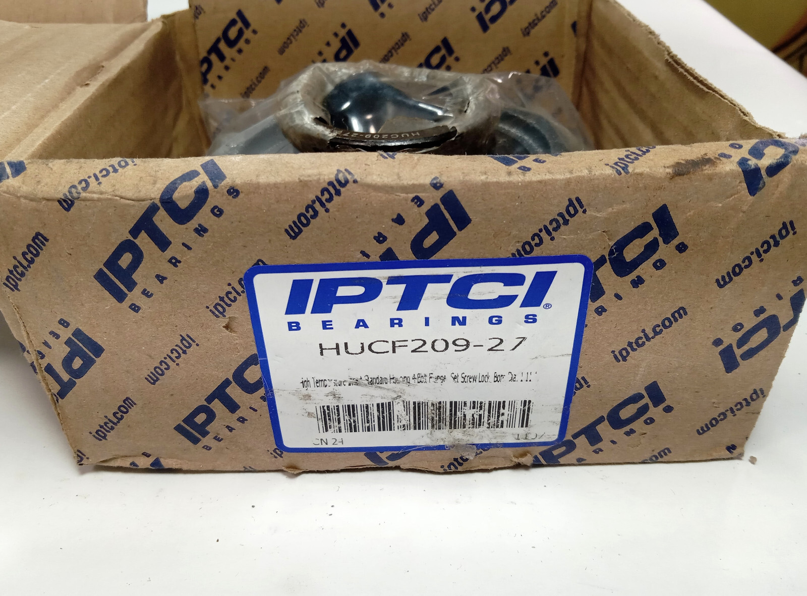 1 NEW IPTCI HUCF209-27 4 BOLT FLANGE W/HUC209-27 INSERT BEARING NIB *MAKE OFFER*