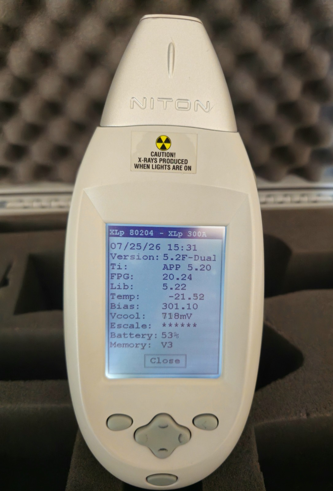 Thermo Scientific Niton XLp 300A XRF Analyzer Cd-109 Powers On w/ Case
