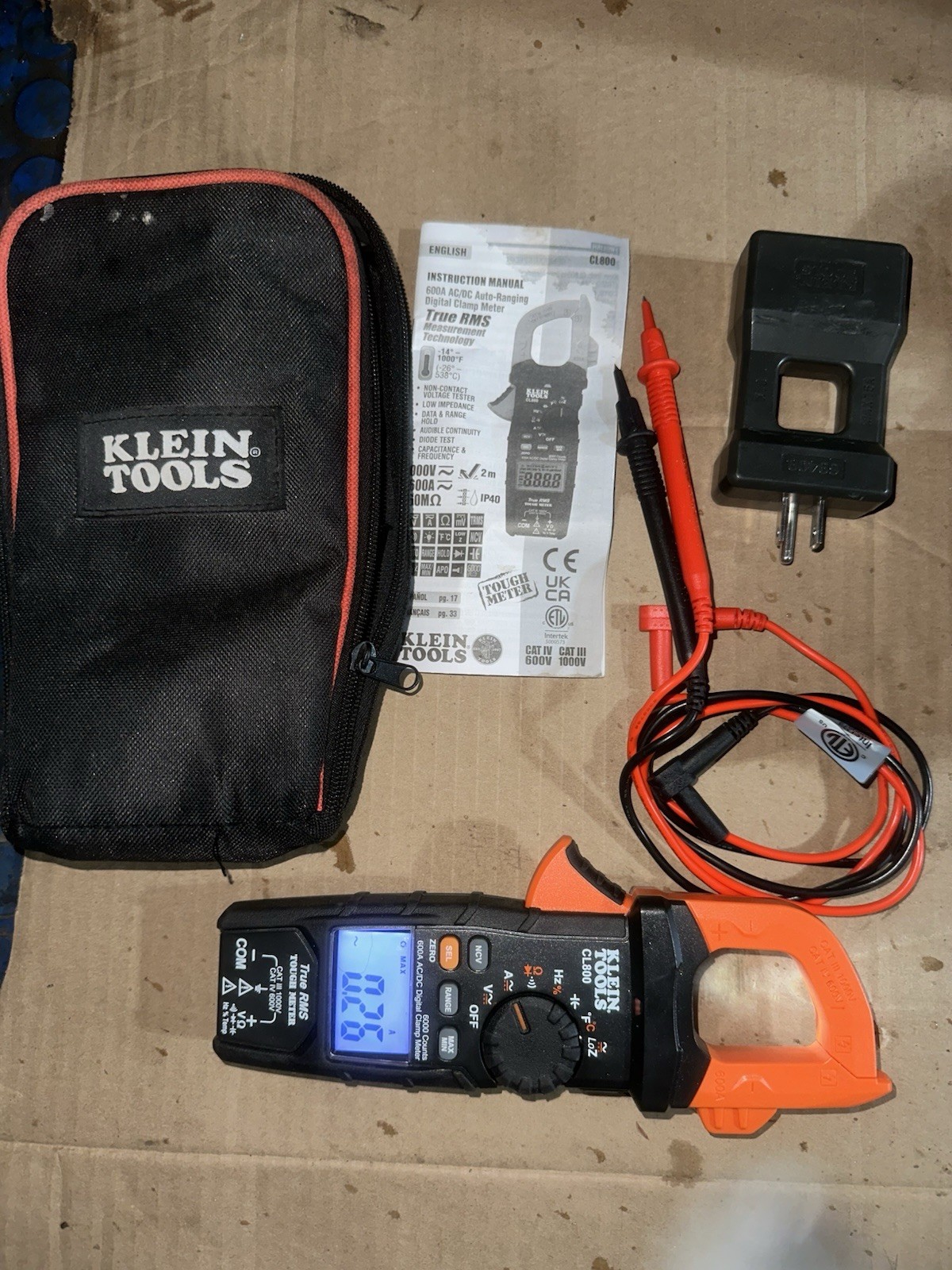 Klein Tools CL800 AC/DC True RMS Auto-Ranging Digital Clamp Meter