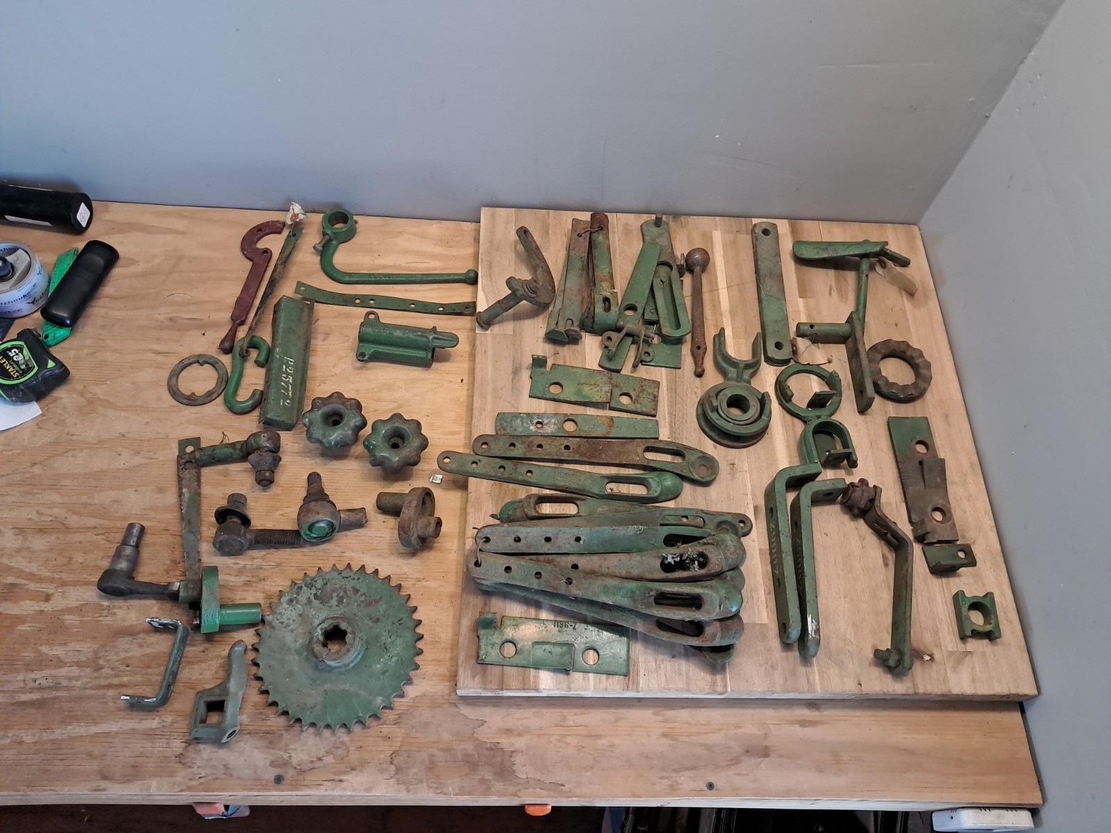 LOT Of Parts Farm Johnn Deere Baler Or Mower Parts JD Equipment Os279