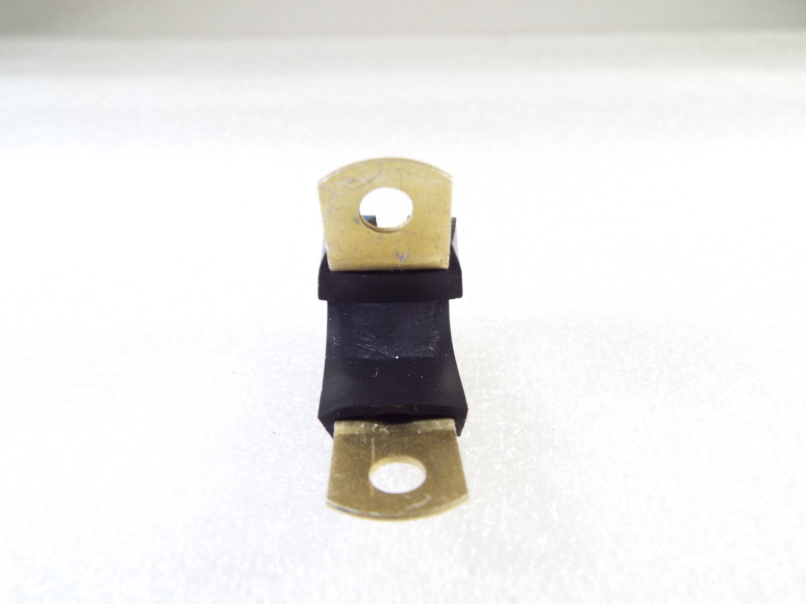 QTY8 LOOP 7/16″ CUSHIONED CABLE WIRE CLAMP NEOPRENE ALUMINUM UMPCO MS21919-WDG7