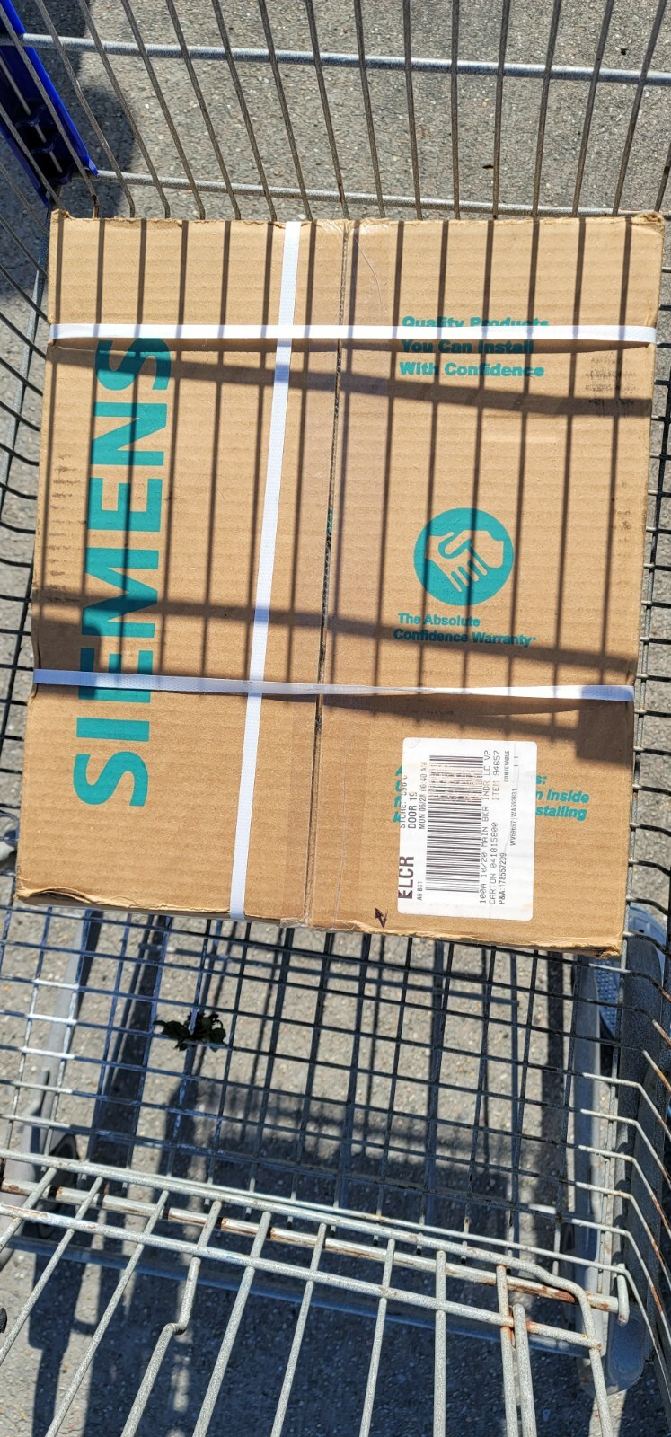Siemens Main Breaker Panel 100 Amp 20/ 20-Circuit Plug-On Neutral Indoor