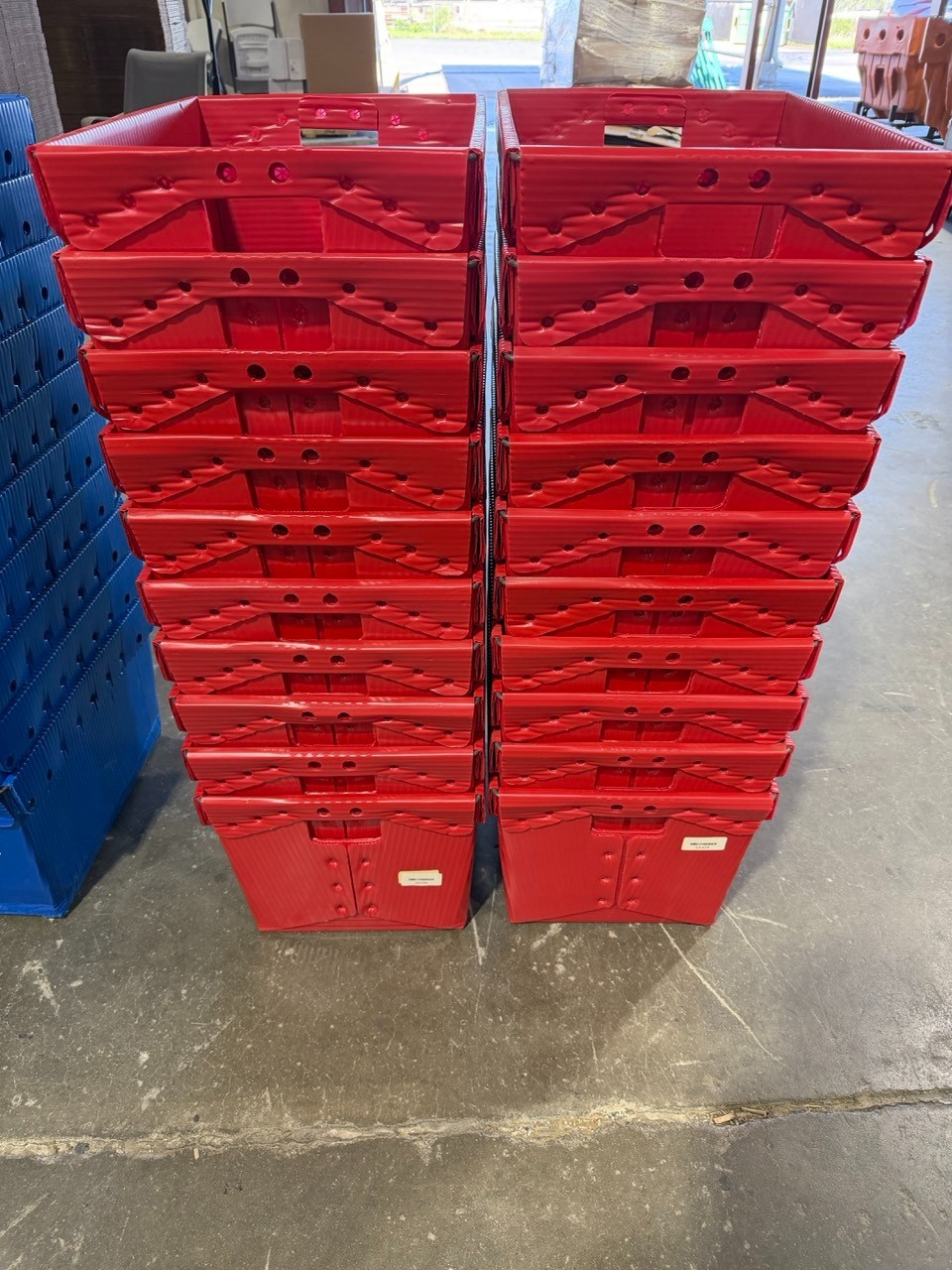 Lot of 40 Corrugated Plastic Postal Mail Type Totes Bin 18.5″L x 13.5″W x 11.5″H