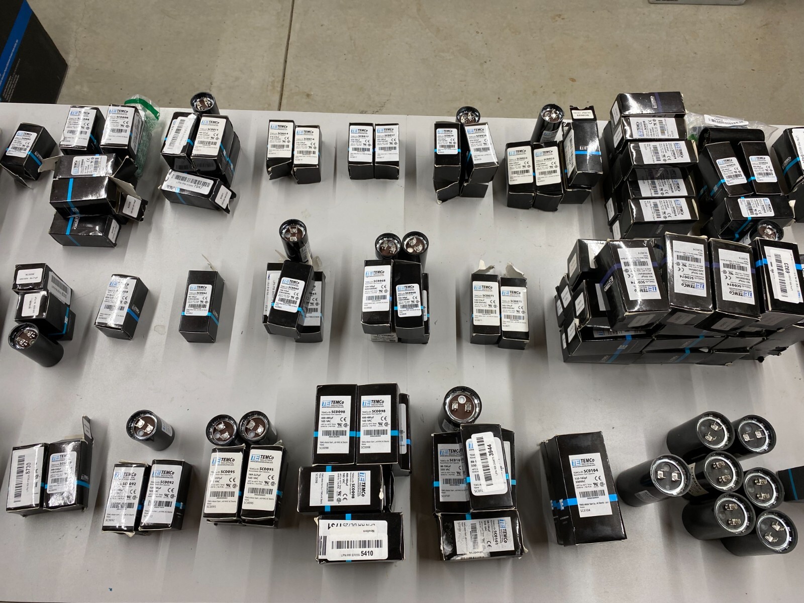 TEMCo 124-149 uf/MFD 220-250 VAC volts Round Start Capacitor 50/60 Hz