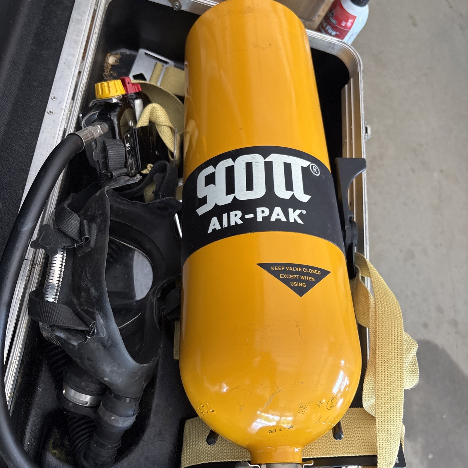 3M Scott Safety Ska-Pak Plus Supplied Air, 2216 PSI with Aluminum Cylinder 5 Min