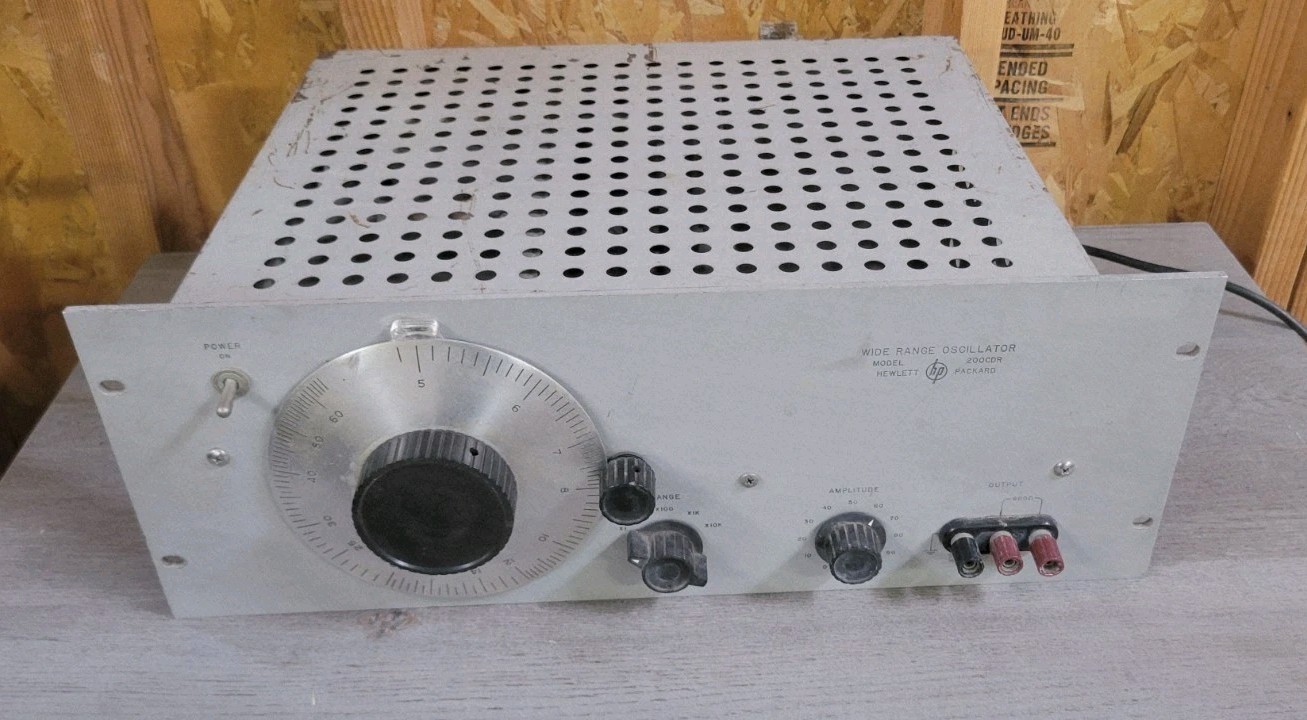 HP 200 CDR (Similar To 200 CD) Wide Range Oscillator Tested Working