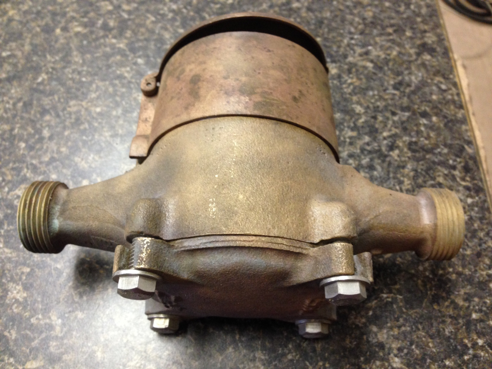 Sensus SRII 5/8″ Brass Water Meter Used – Includes Cover, Readable Face