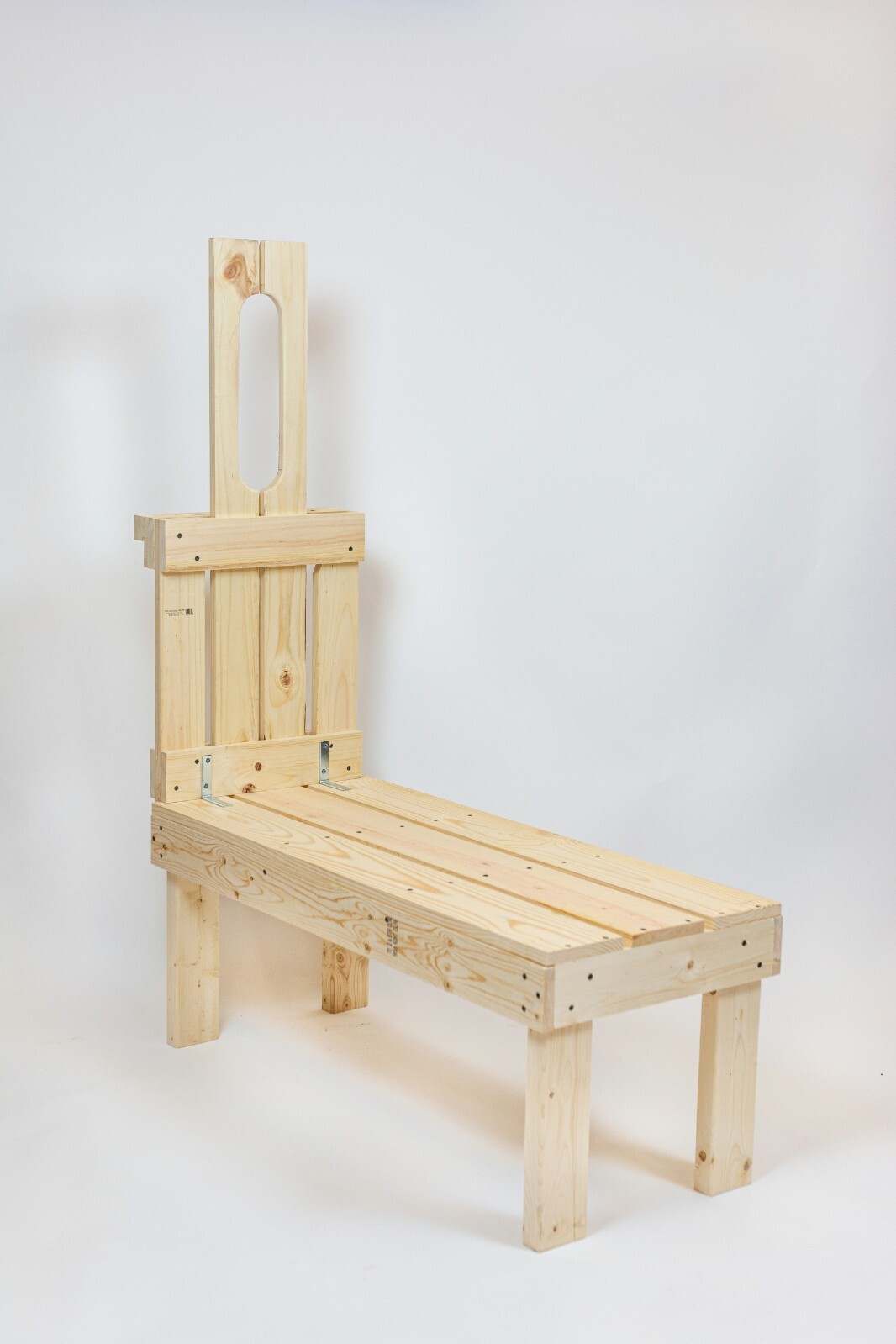 New Goatstand.com Carpenter Built Goat Milking Stand – Full 42in. Natural Deck