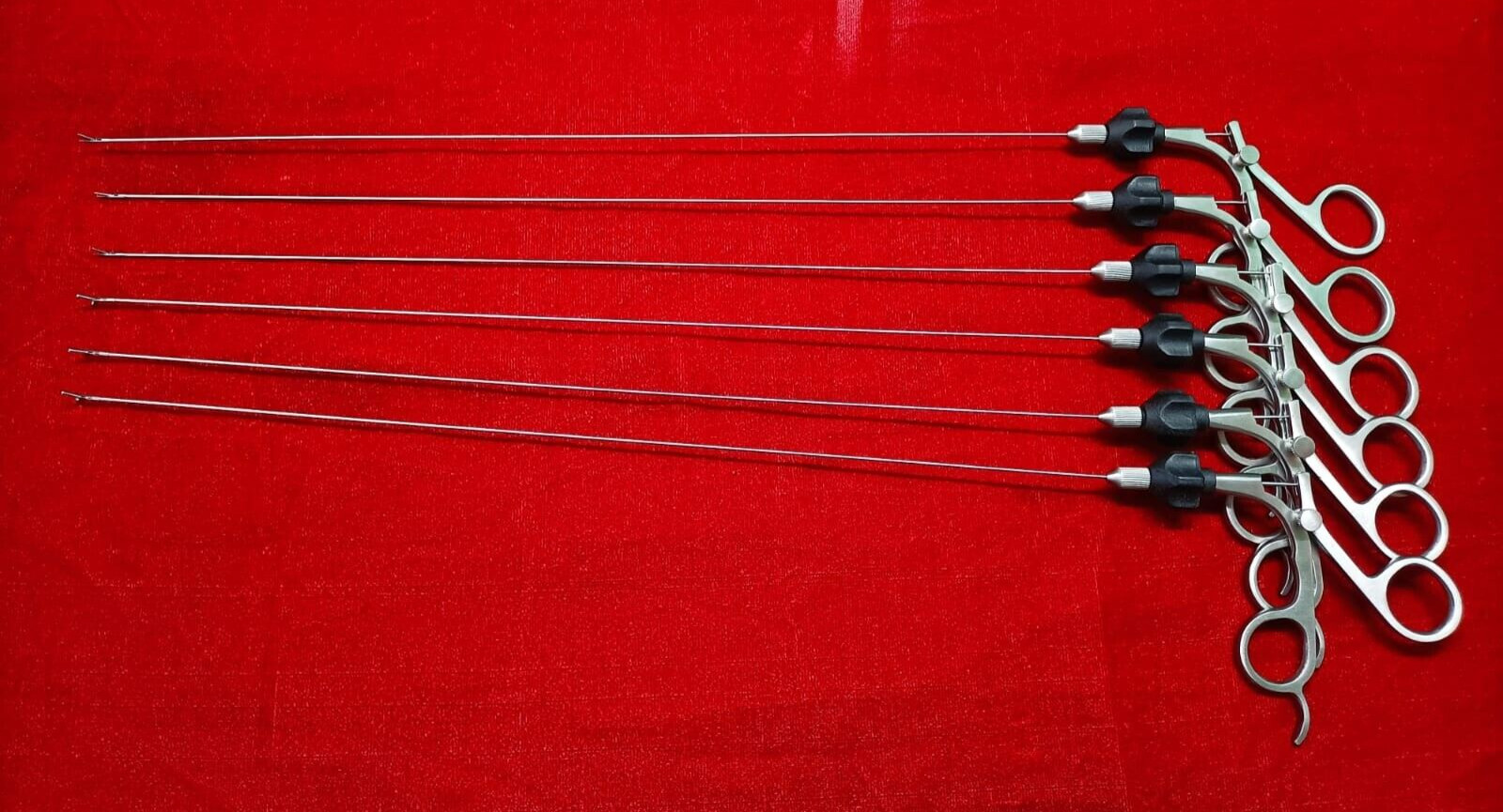 Laparoscopic Semi Rigid Alligator/Scissor 5fr-40cm With Black Rotar – 6pc