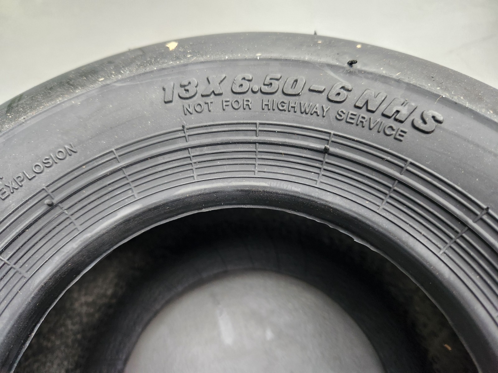 Carlstar 13×6.50-6NHS 4 PR Smooth Tread Tire