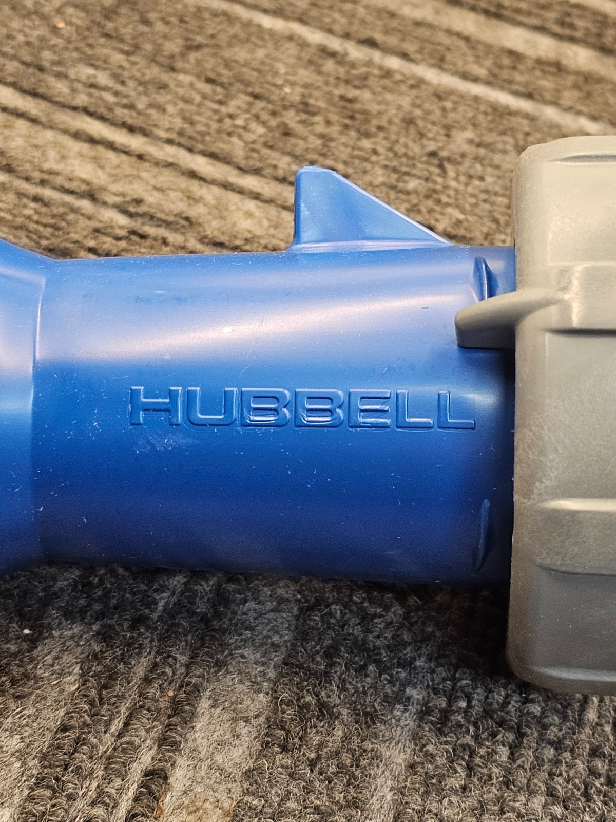 HUBBELL HBL530P9W Pin and Sleeve Plug Male 30A 3-Phase Wye 120/208V AC
