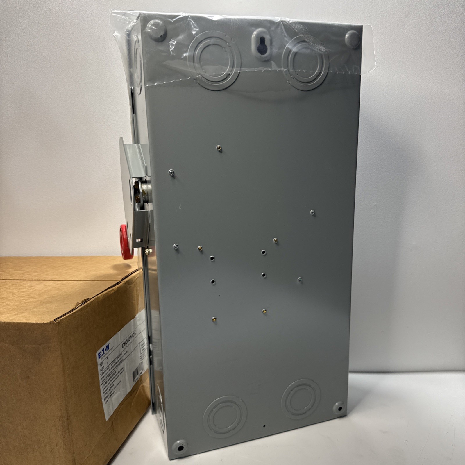 Eaton DH363NGK Fusible Heavy Duty Safety Switch 100A 3P 4W 3PH 600V Type 1