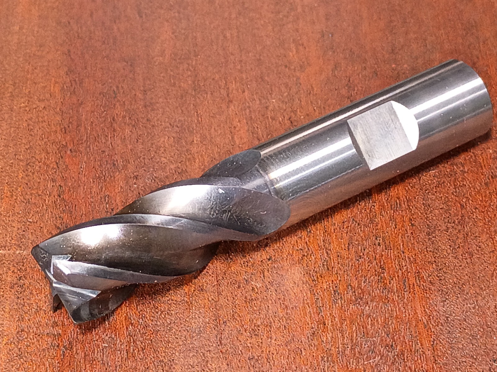 Niagara 5/8″ Solid Carbide Endmill STR430.2-0.625-D2-R030.3-Z4 AlTiN 1-1/4×3-1/2