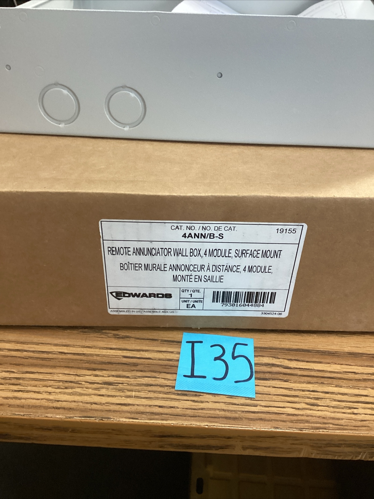 Edwards 4ANN/B-S Remote Annunciation Wall Box, 4 Module, Surface Mount 🟠
