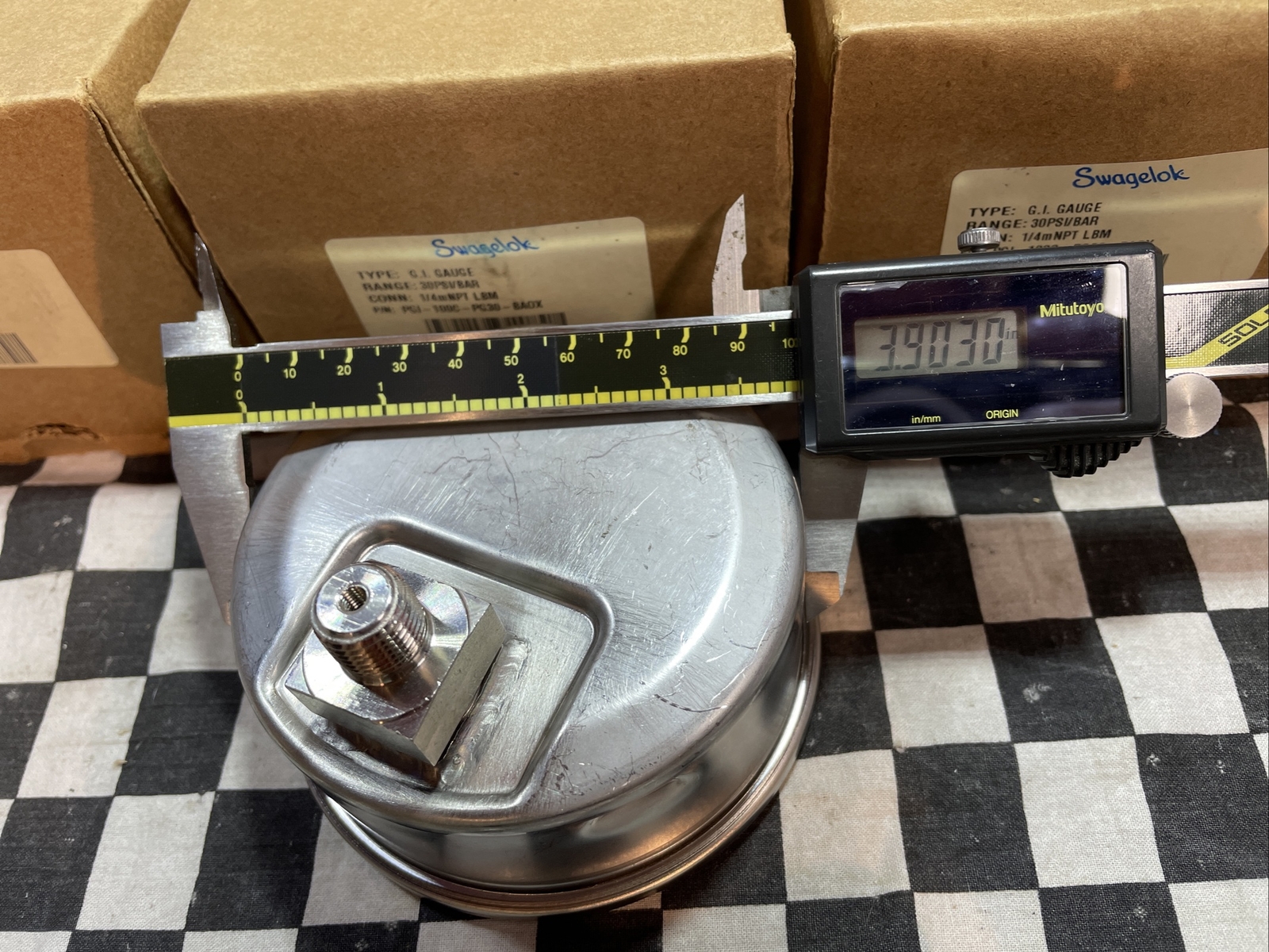 SWAGELOK PGI-100C-PG30-BAOX, PGI-100C-PG30-BA0X, Pressure Gauge 30 PSI, LOT OF 4