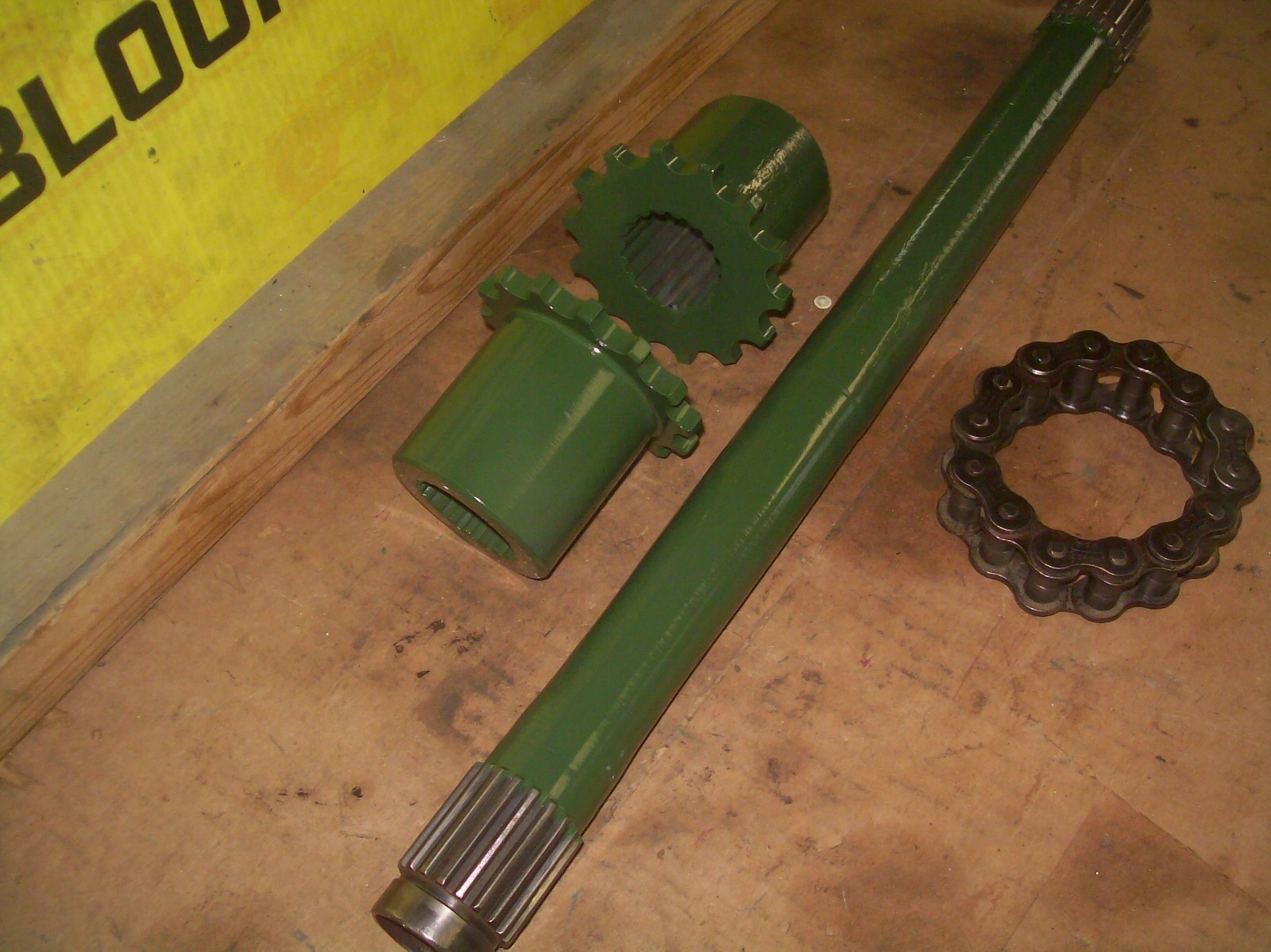 Oliver 1550,1555,1600,1650,1655 farm tractor 2&3 speed delete shaft & coupler