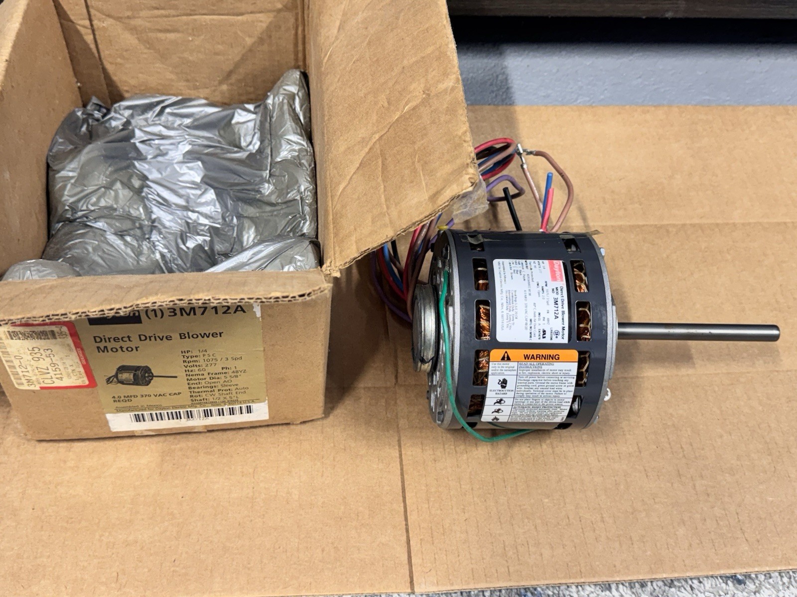 NOS DAYTON Direct Drive Blower MOTOR 3M712A 1/4HP 1075 RPM 3 Speed 1/2 Shaft