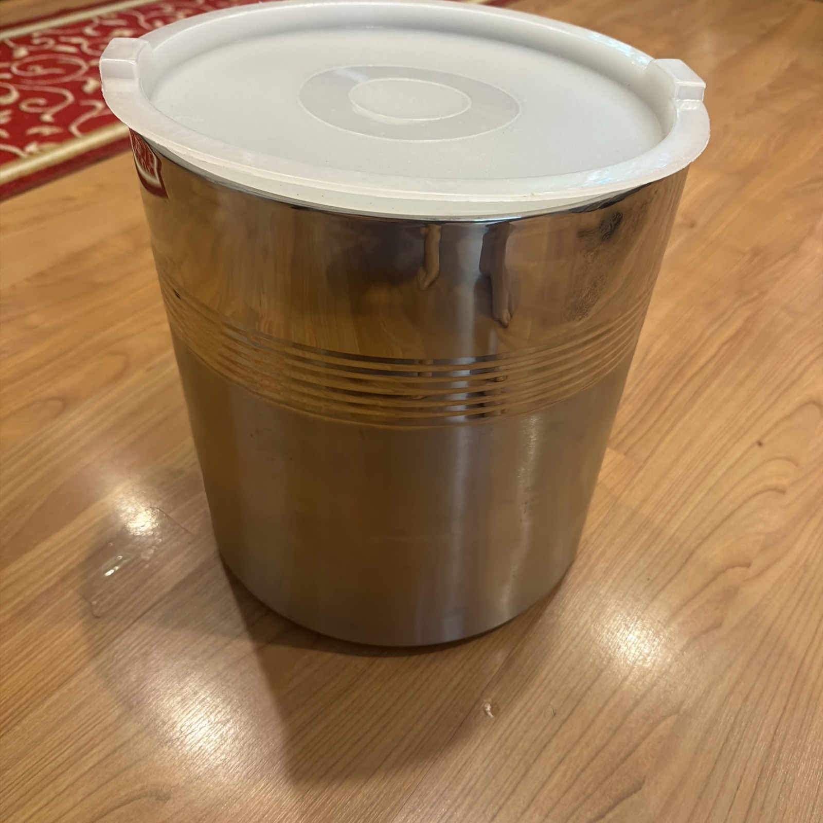 Bon Chef 9321 Orig. Collection Cold Wave 12qt Wall, Ice Cream Container
