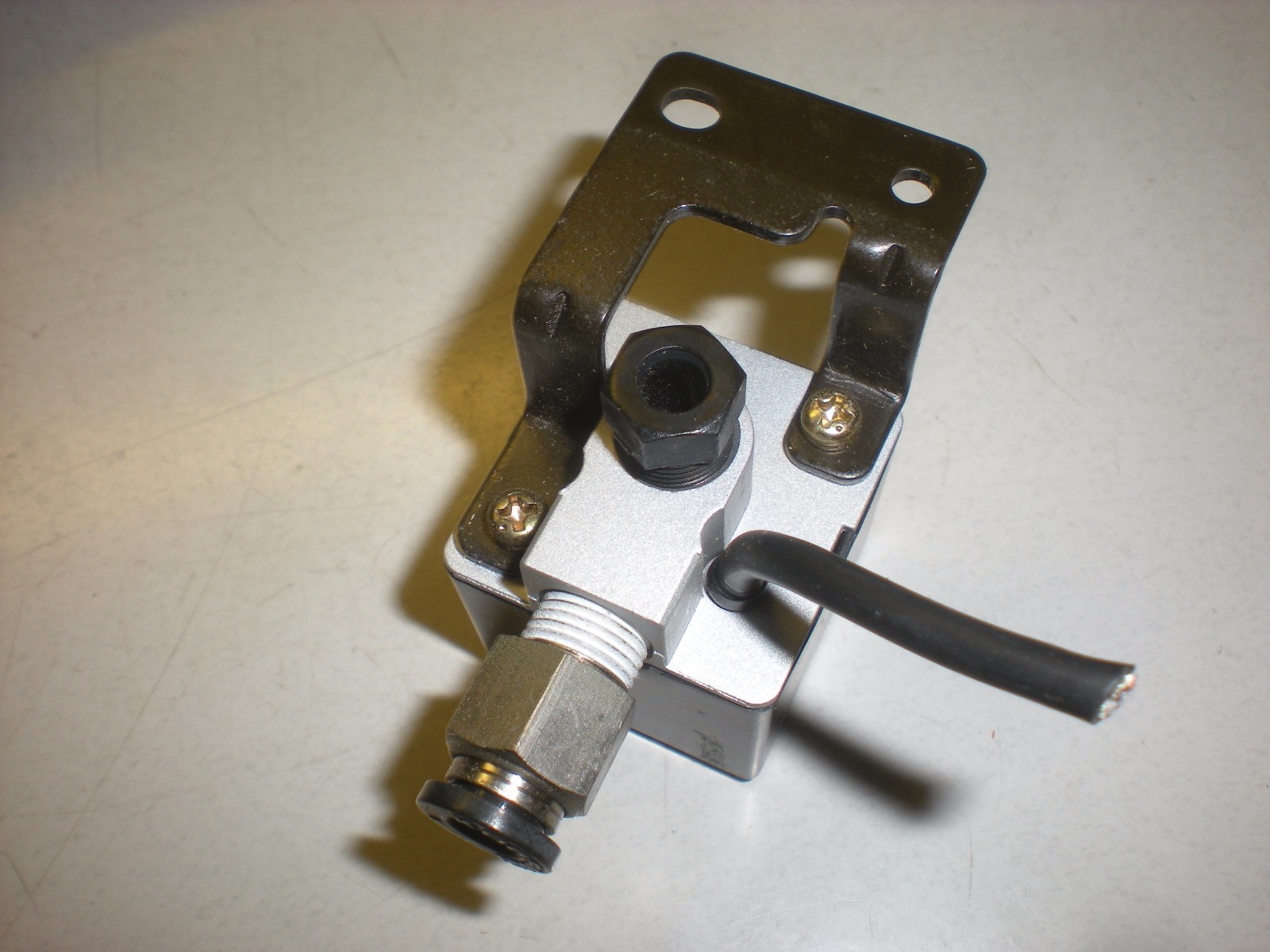 Copal PG-30-102R-N Pressure Switch – Used