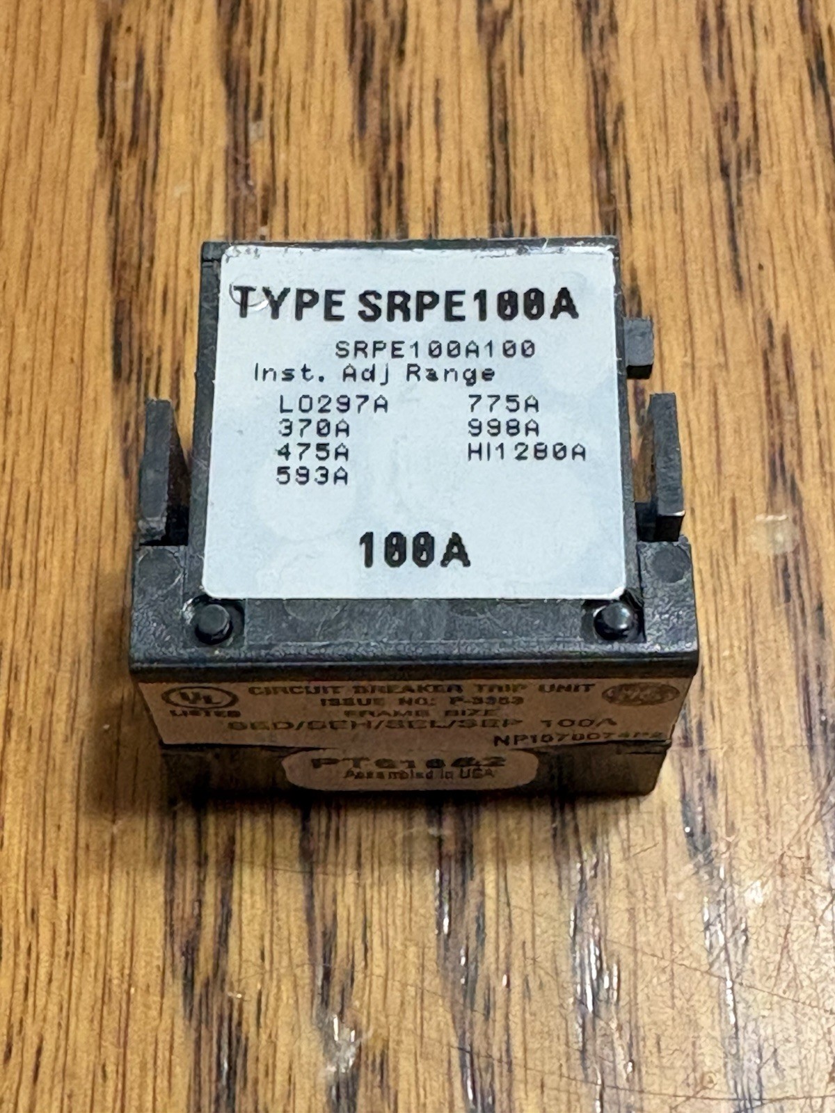 GE SPECTRA RMS RATING PLUG SRPE100A100 for 100A Sensor on SEDA, SEHA, SELA, SEPA