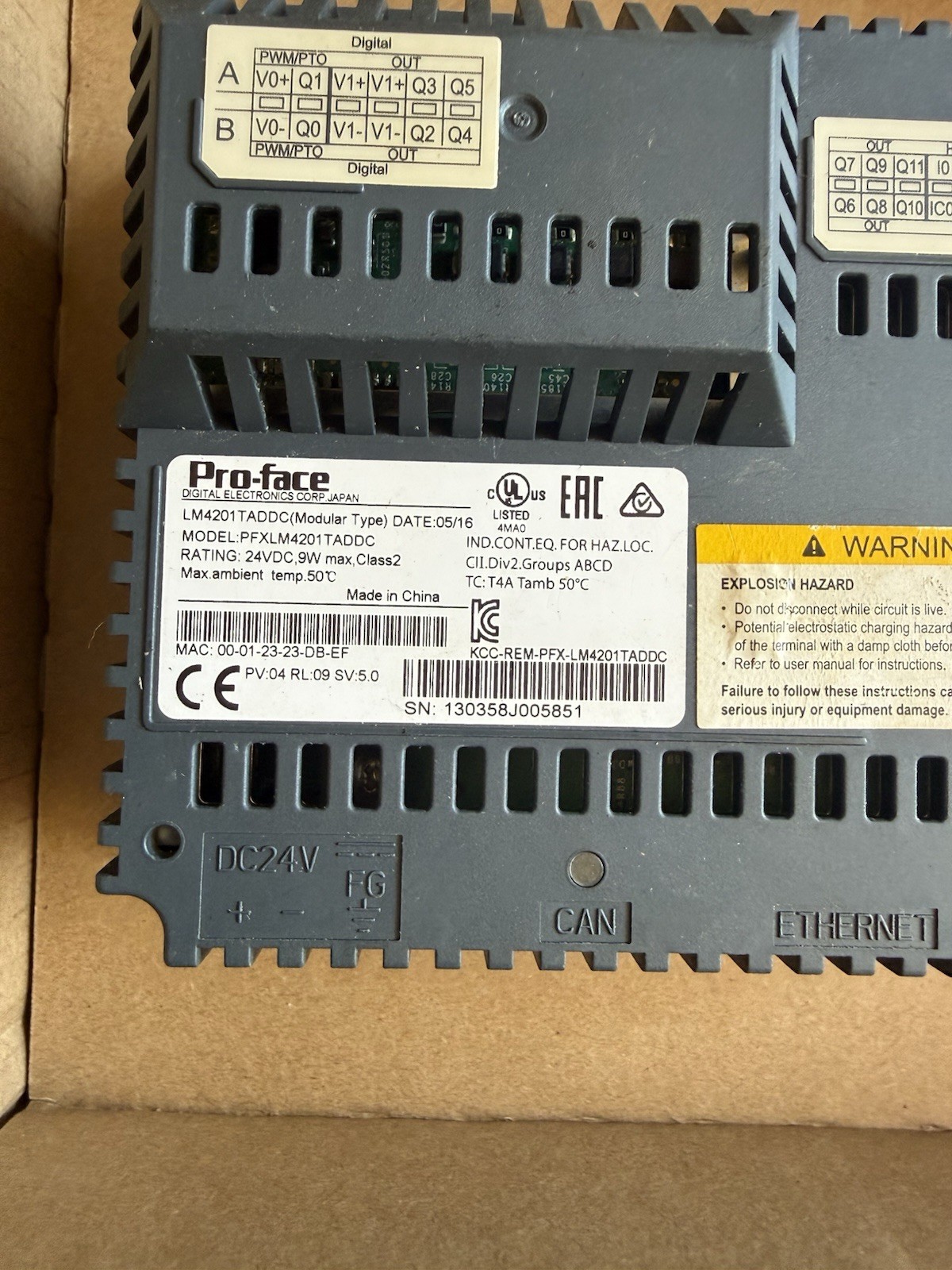 Schneider Pro-face PFXLM4201TADDC Modular HMI PLC New Open Box Tested